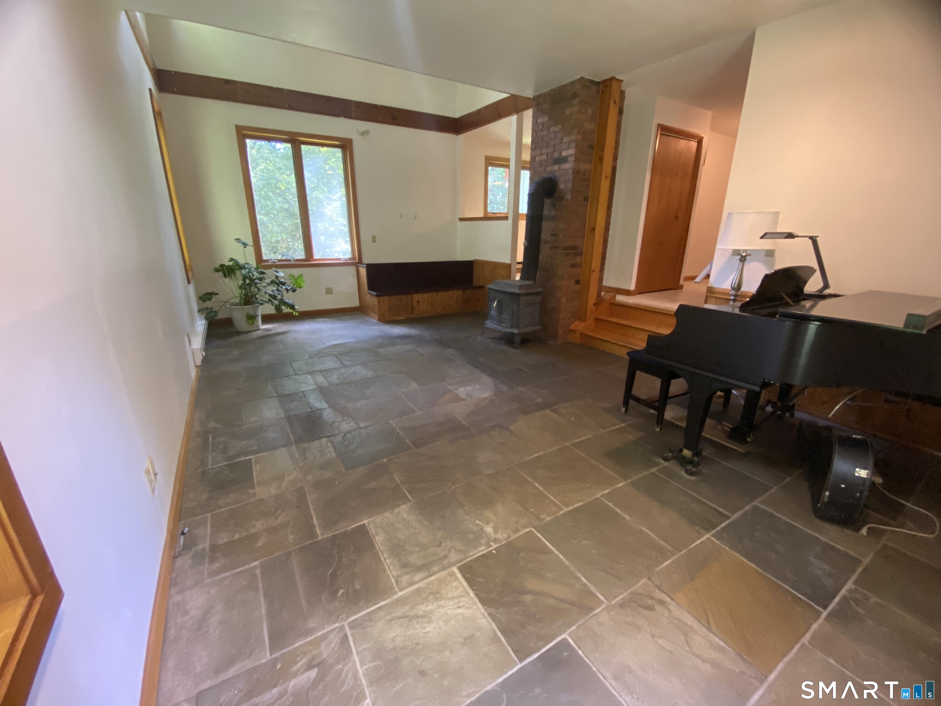 26 Eastwood Drive photo 2