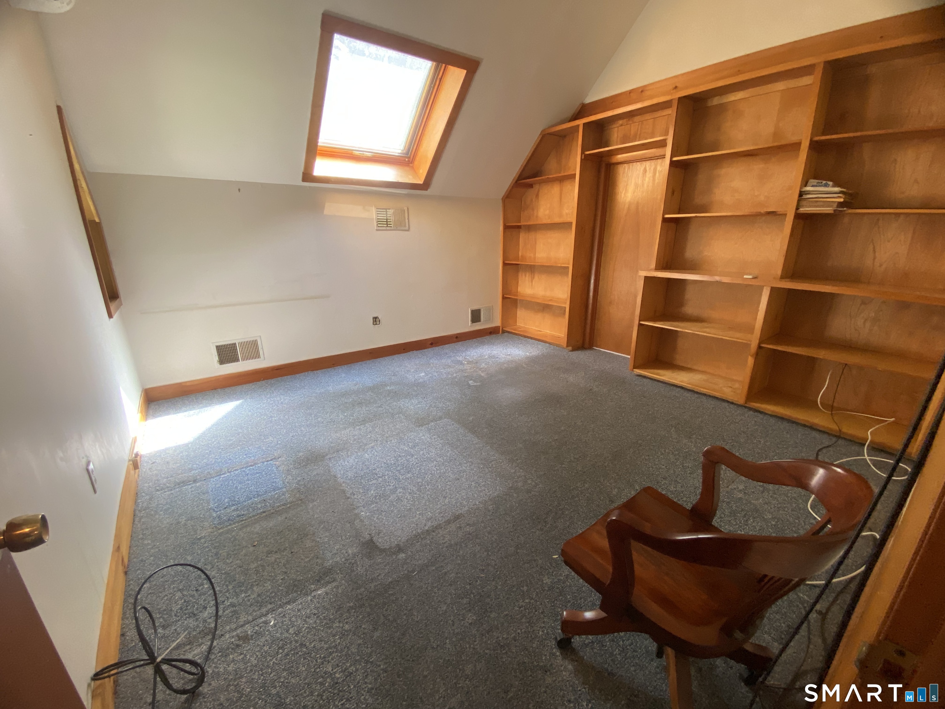 26 Eastwood Drive photo 12
