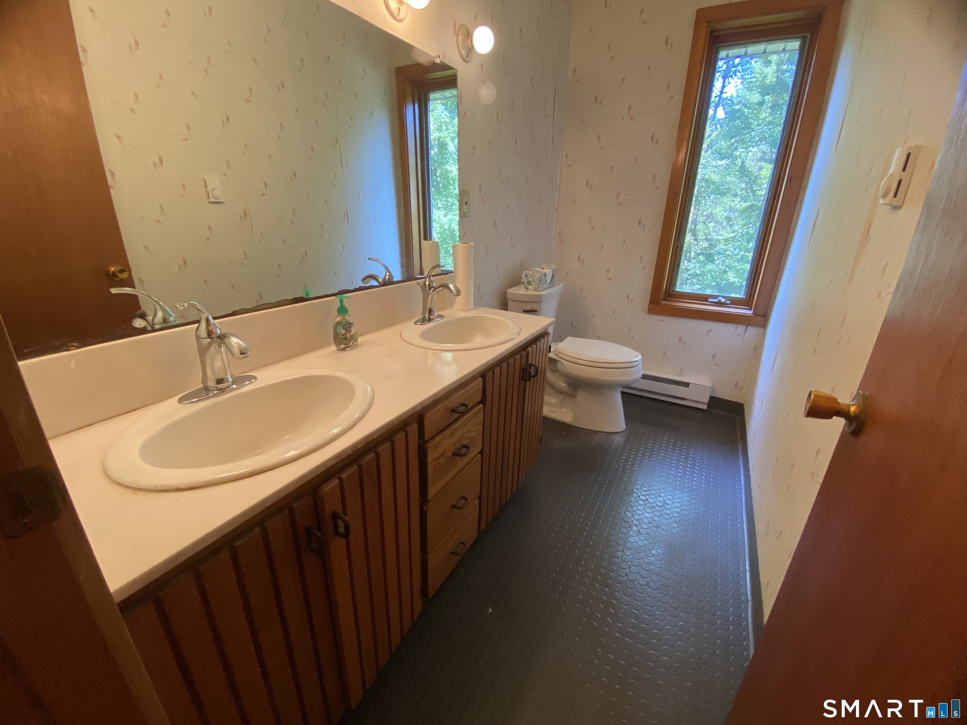 26 Eastwood Drive photo 14