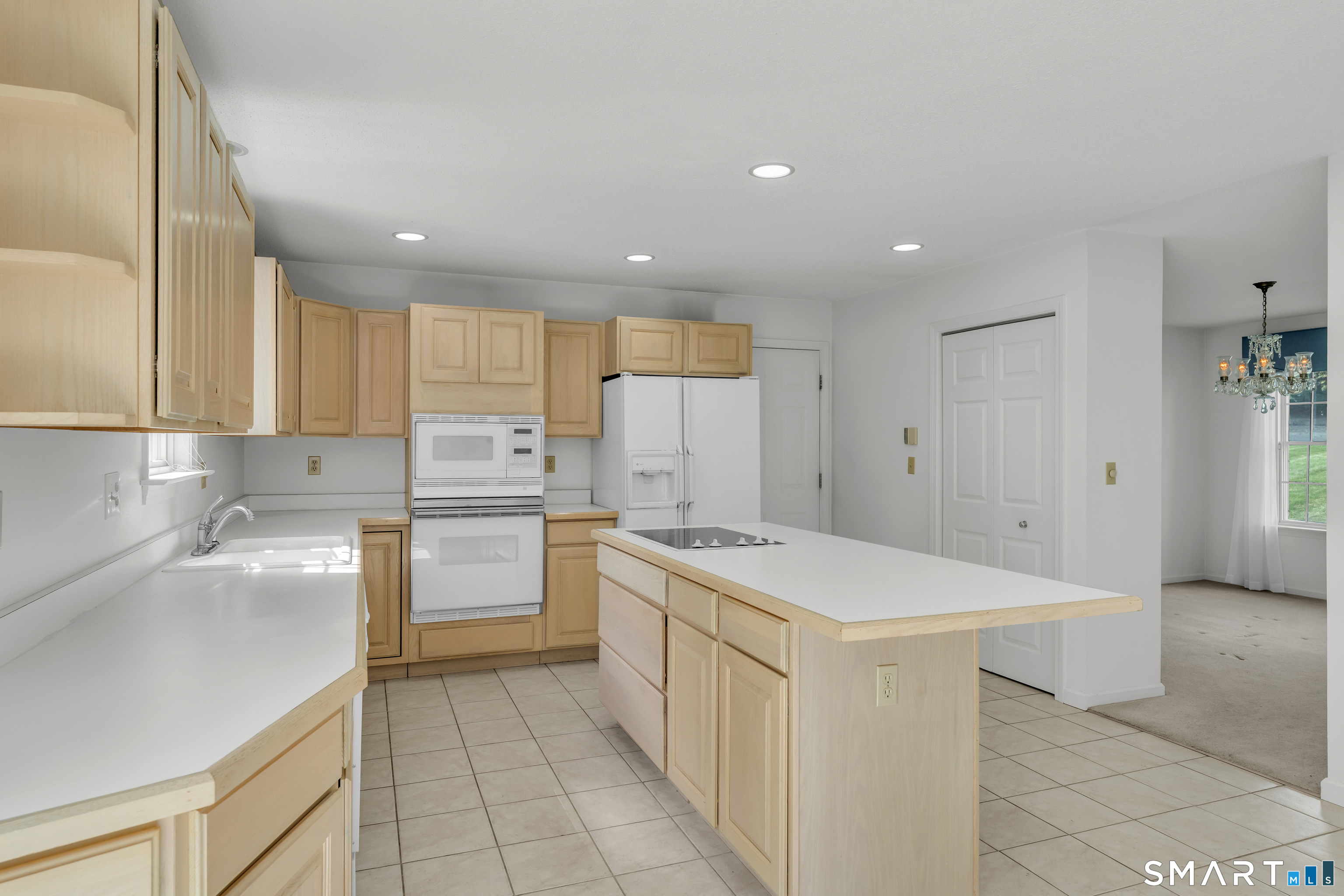 49 Melissa Drive photo 15
