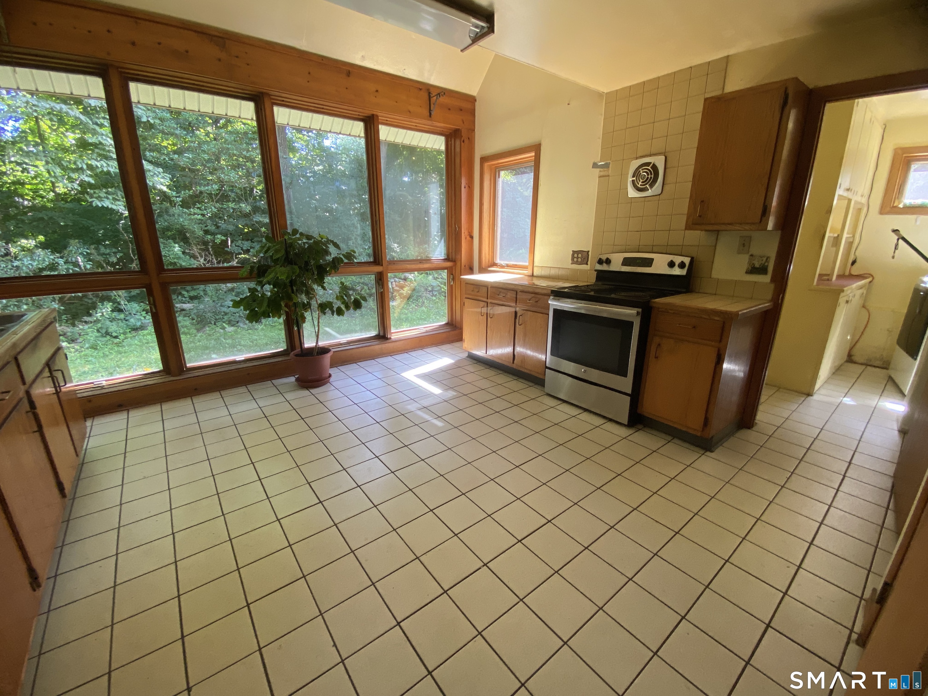 26 Eastwood Drive photo 7