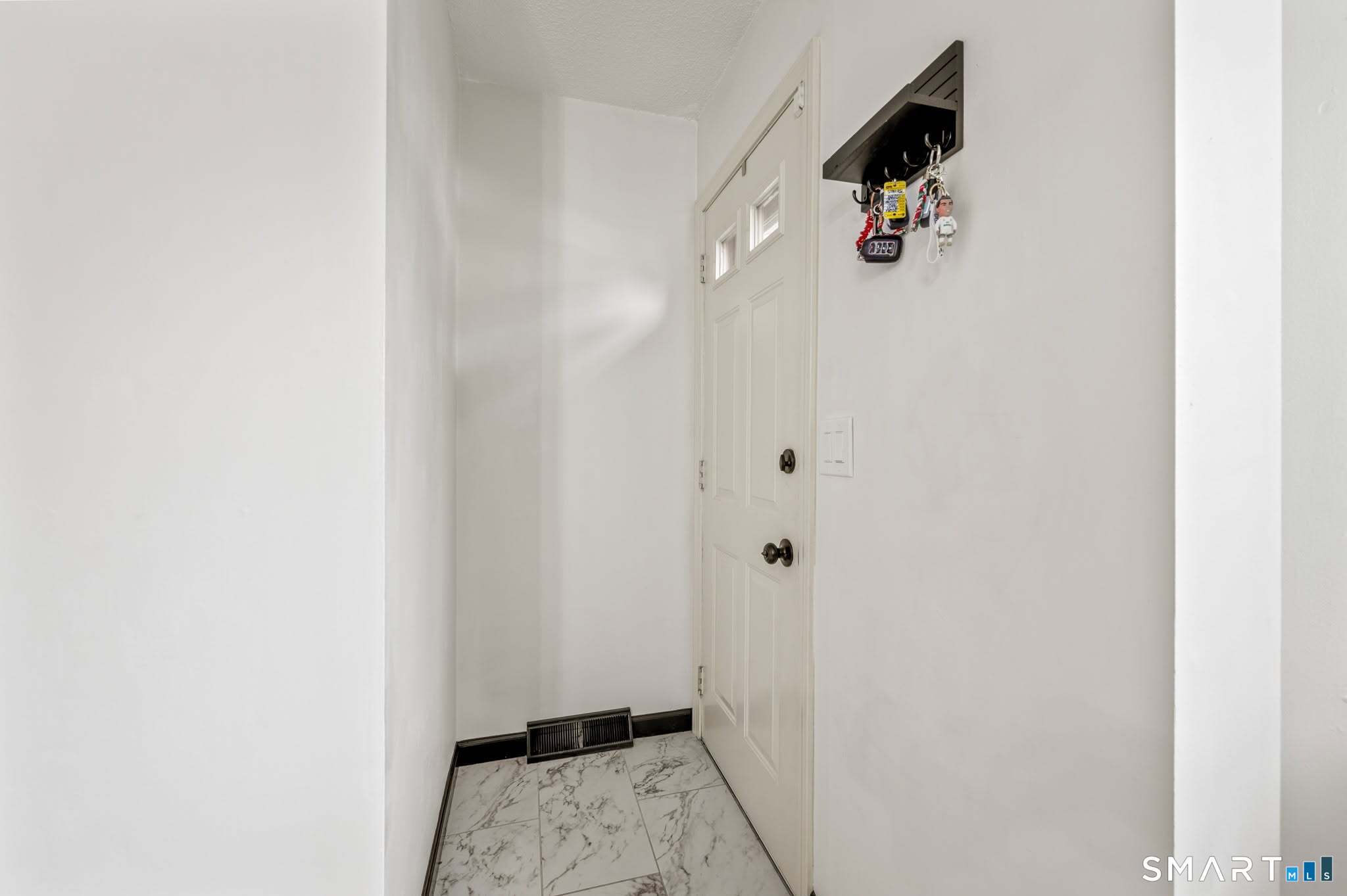 1561 East Main Street Unit #10 photo 11