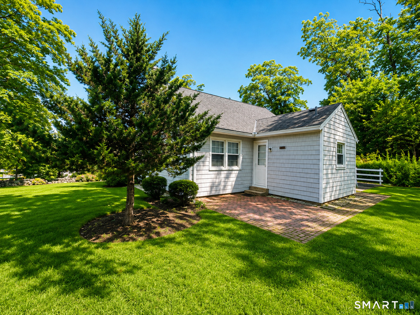 37 Weed Street, New Canaan, Connecticut photo 4