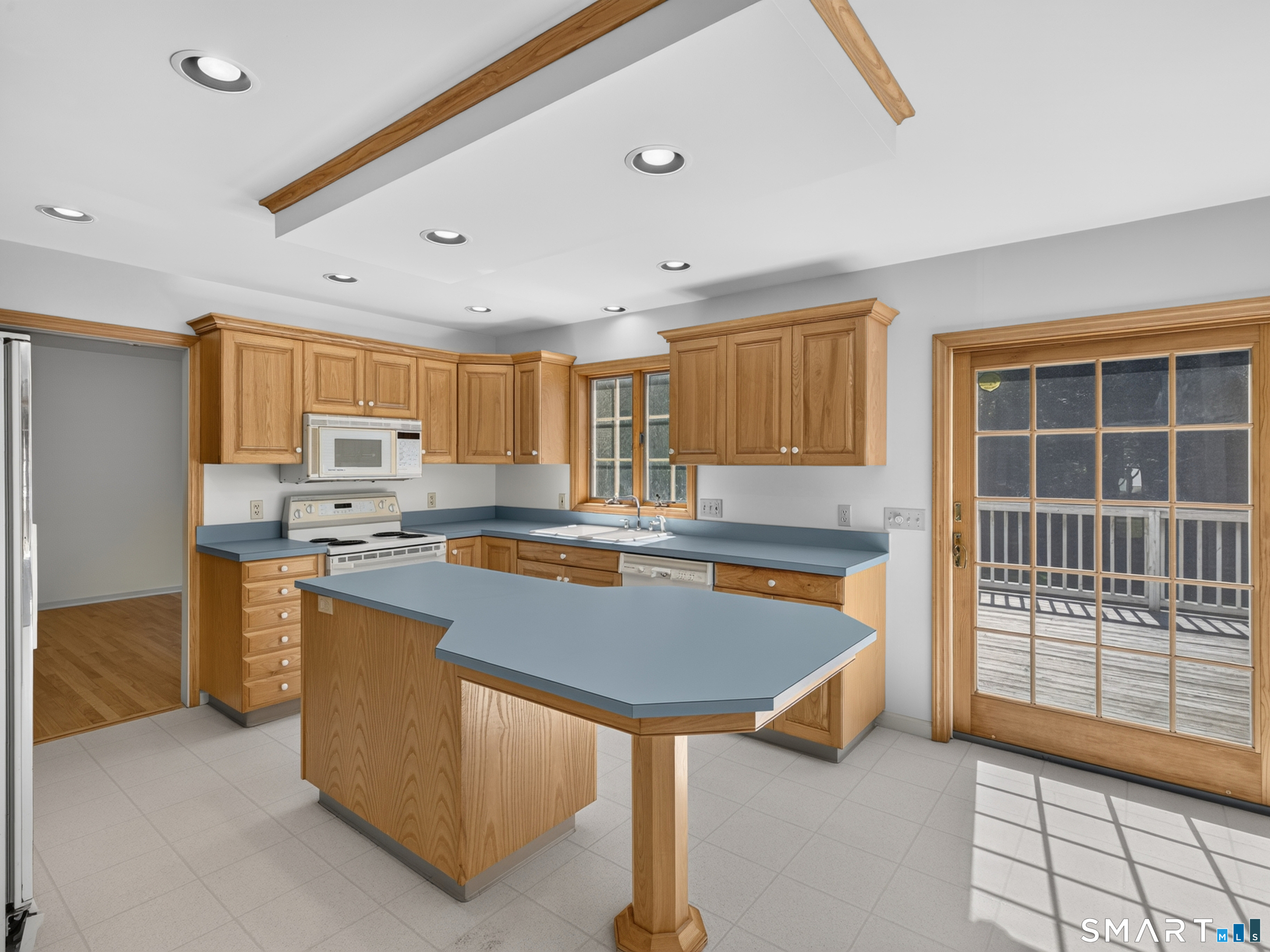 9 Spinnaker Road photo 14