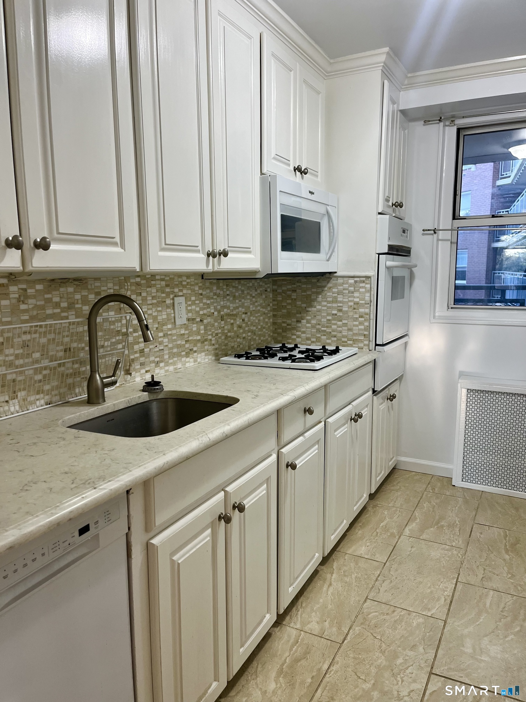 71 Strawberry Hill Avenue, Stamford, Connecticut photo 5