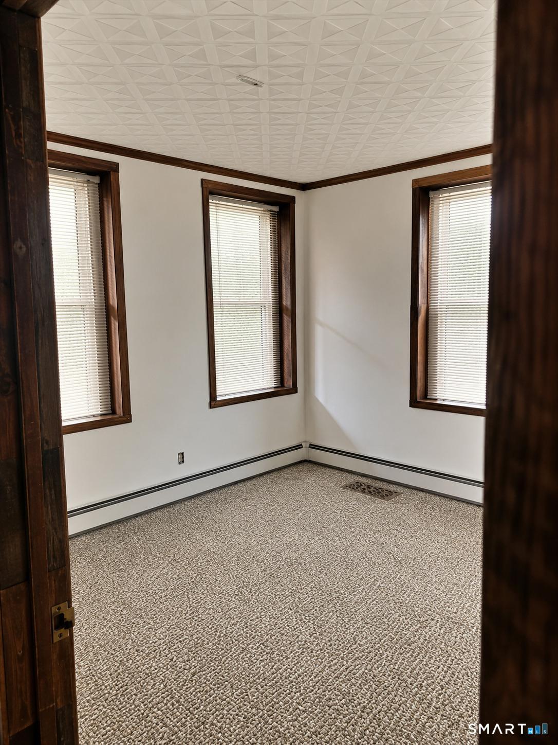 290 Wakelee Avenue  Unit #1st floor photo 8