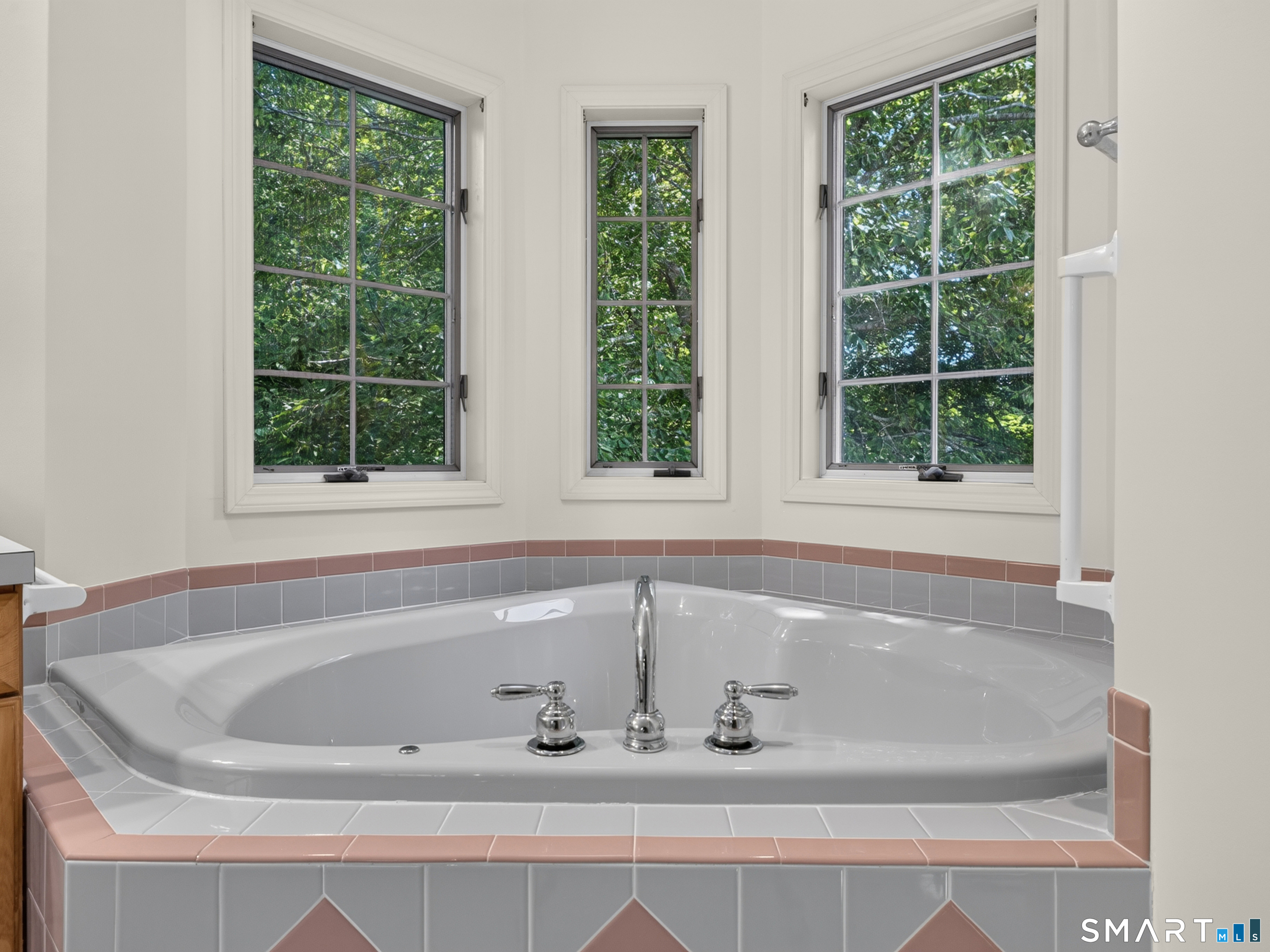 9 Spinnaker Road photo 27