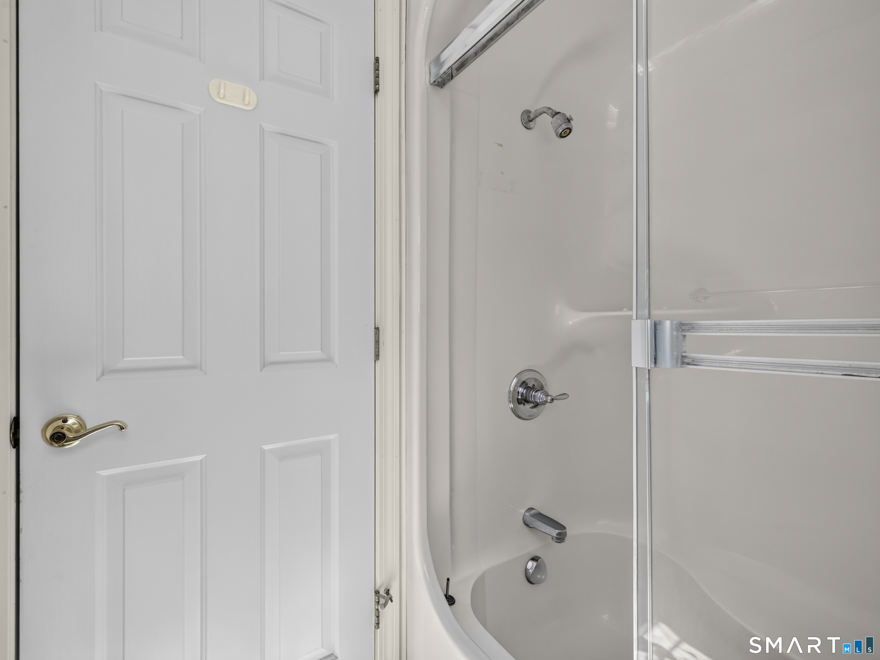 9 Spinnaker Road photo 32