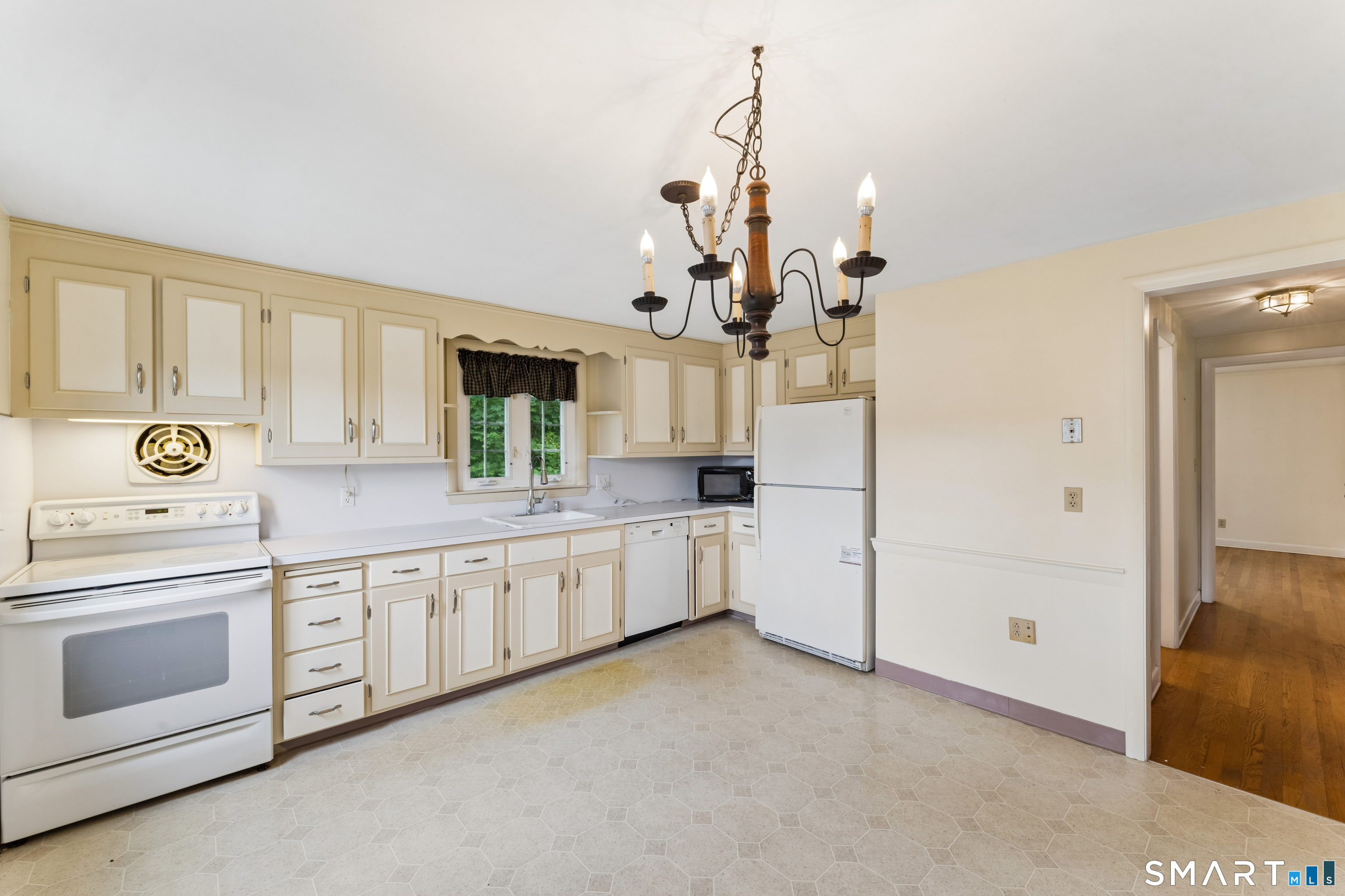 70 Bielefield Road photo 18