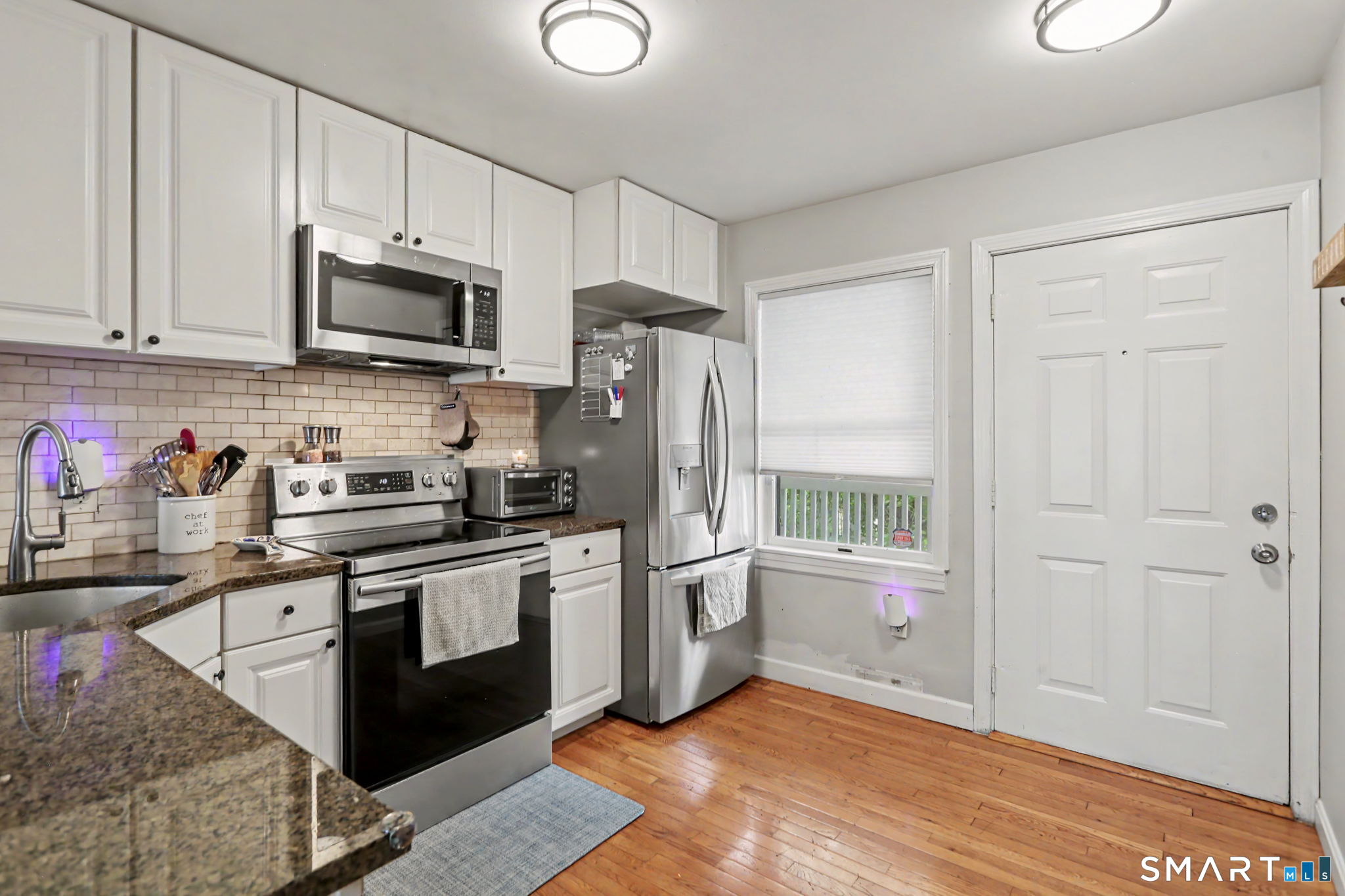 186 Stillwater Avenue, Stamford, Connecticut photo 4