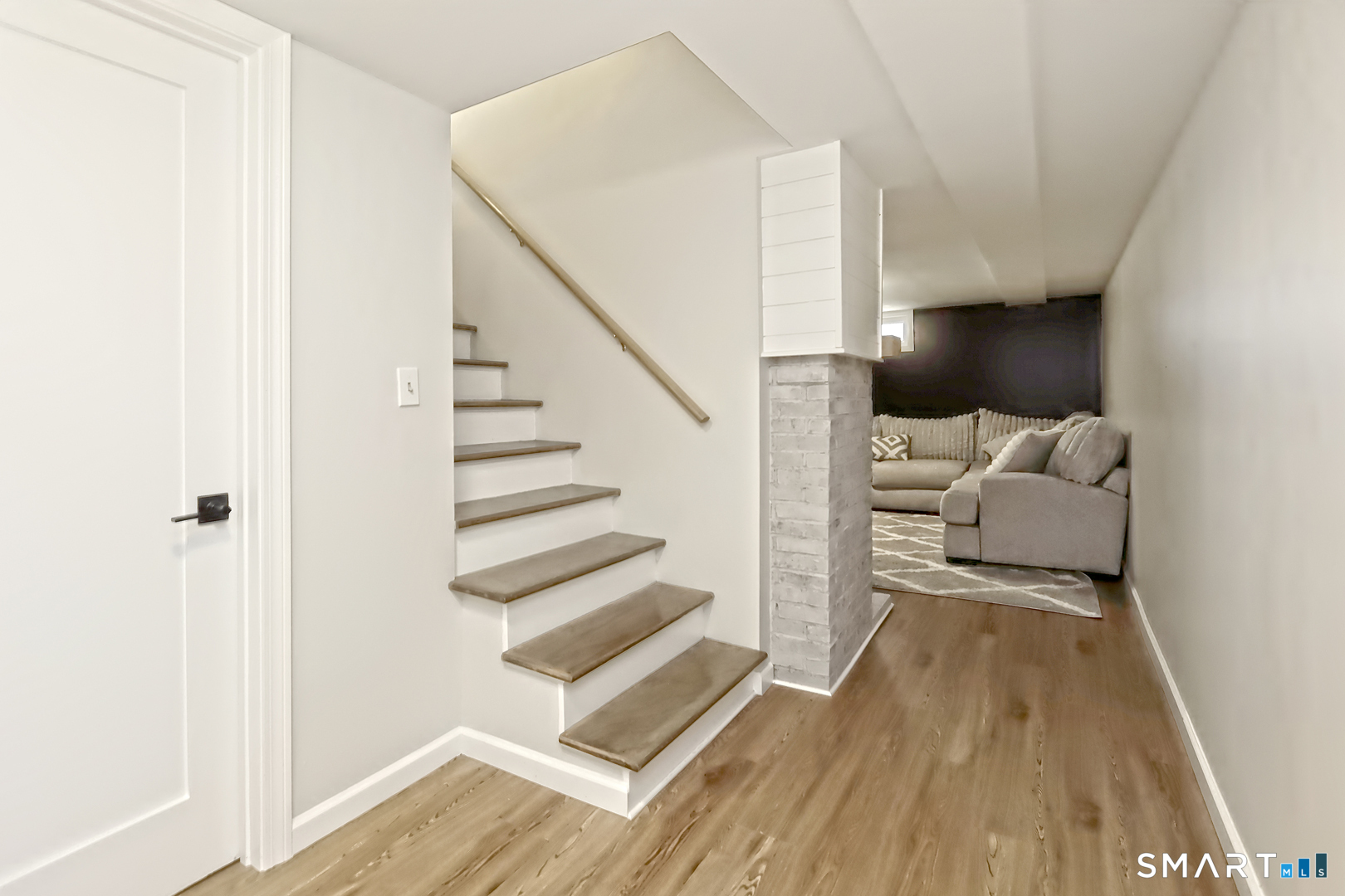 4 Pine Place photo 32