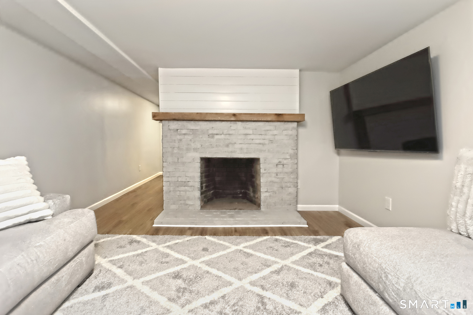 4 Pine Place photo 34