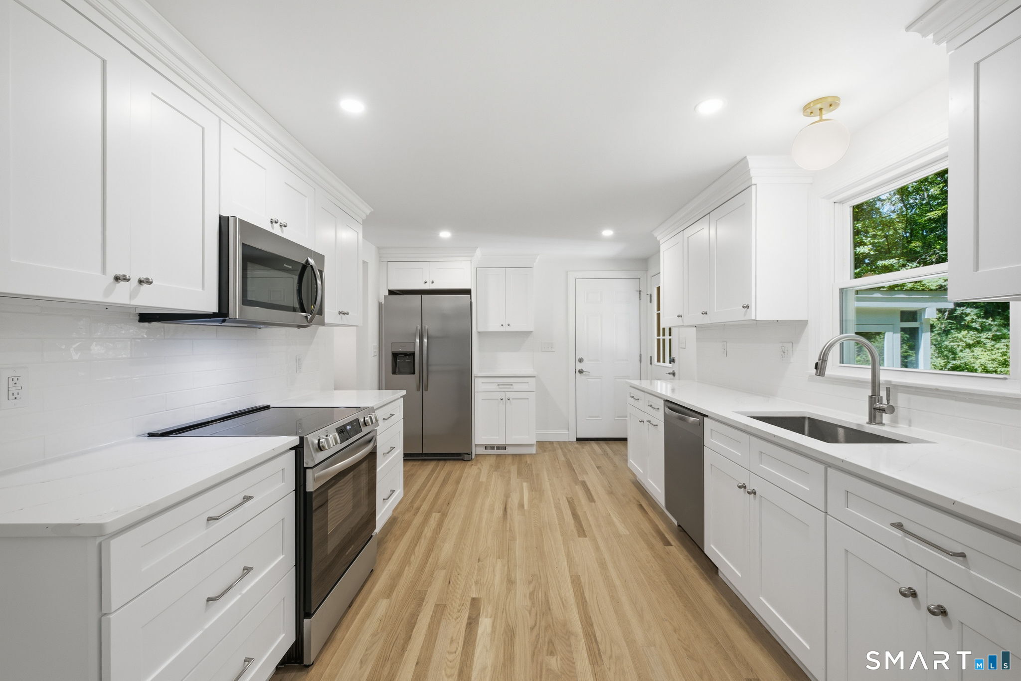 16 Chadwick Drive photo 12
