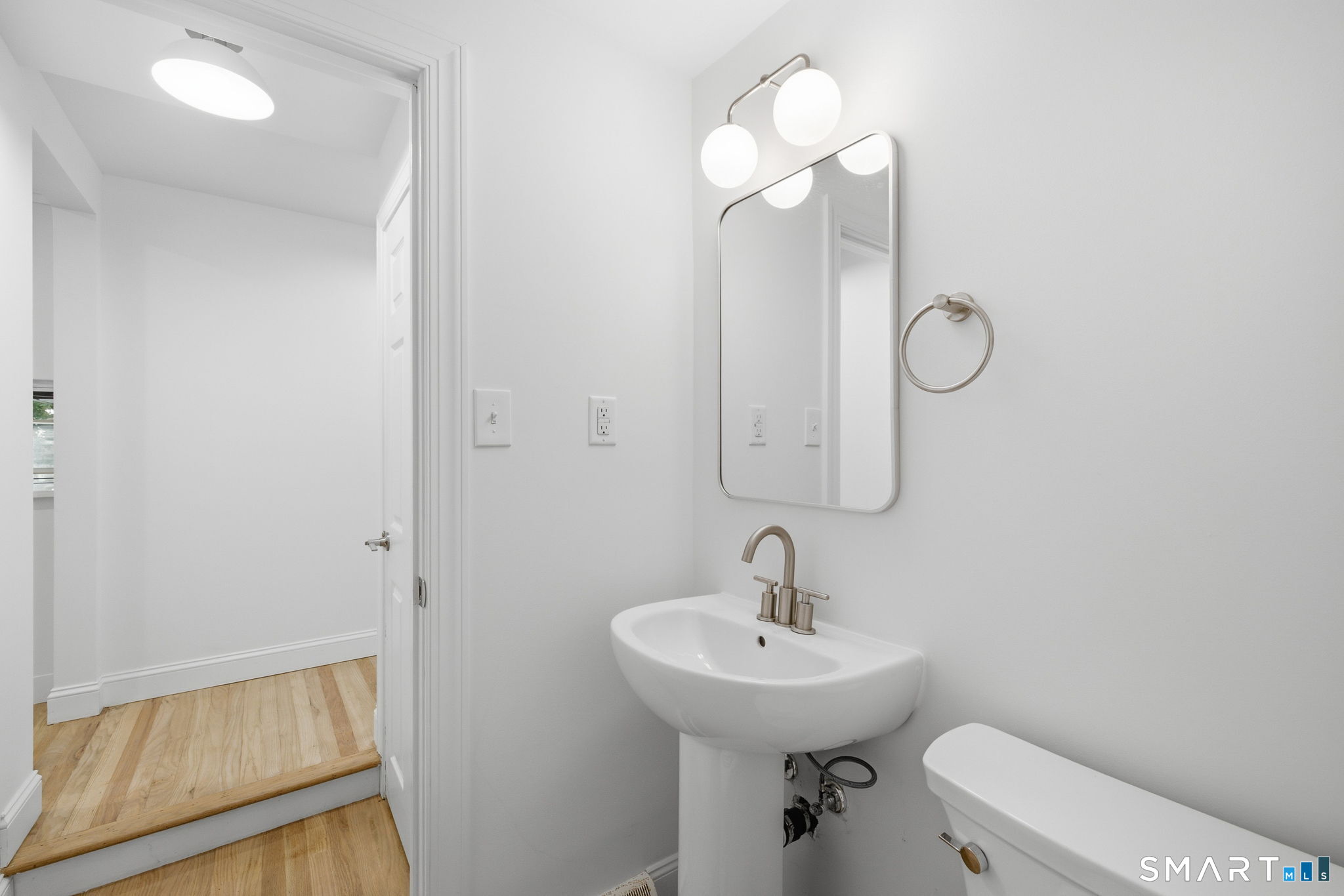16 Chadwick Drive photo 16