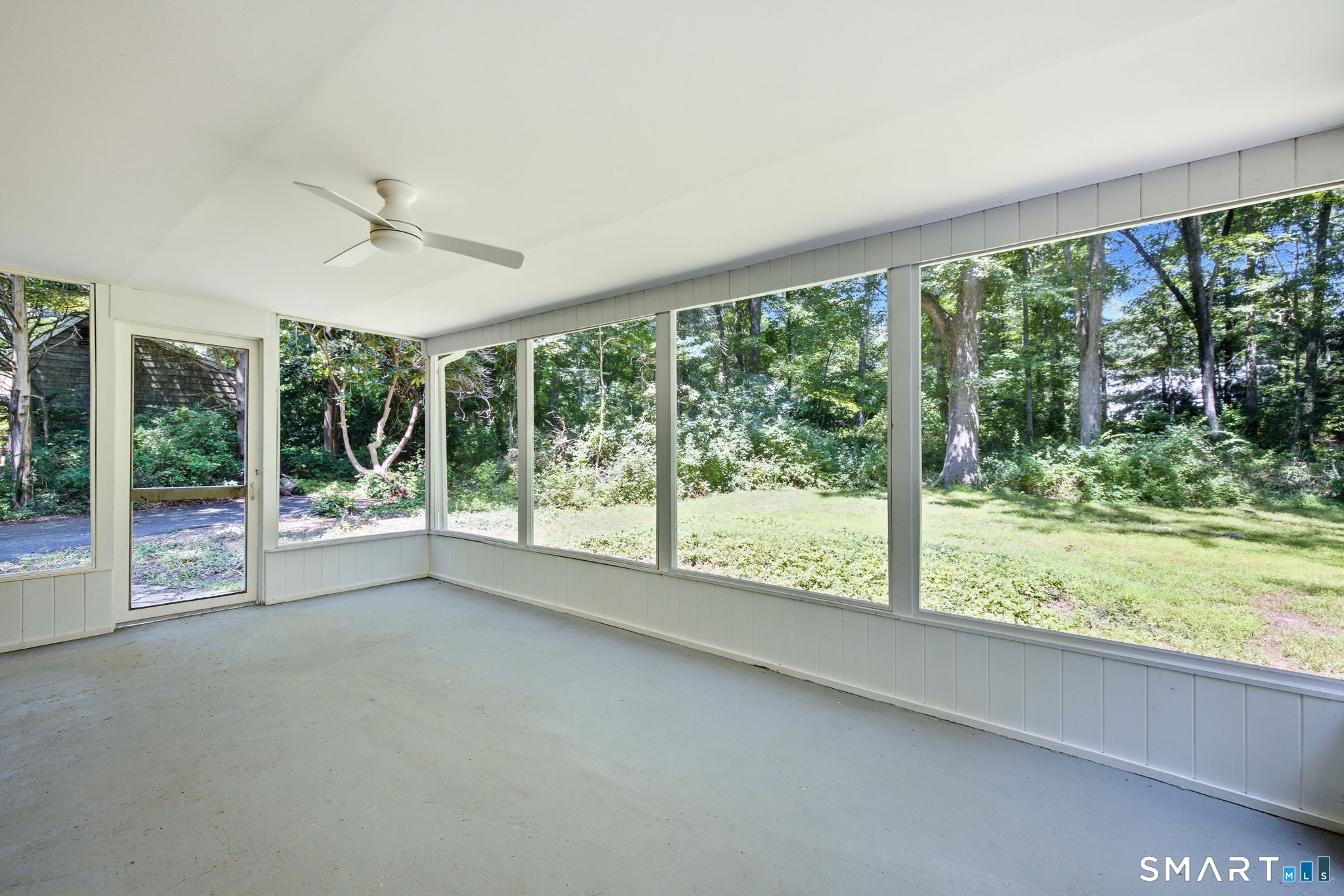16 Chadwick Drive photo 28