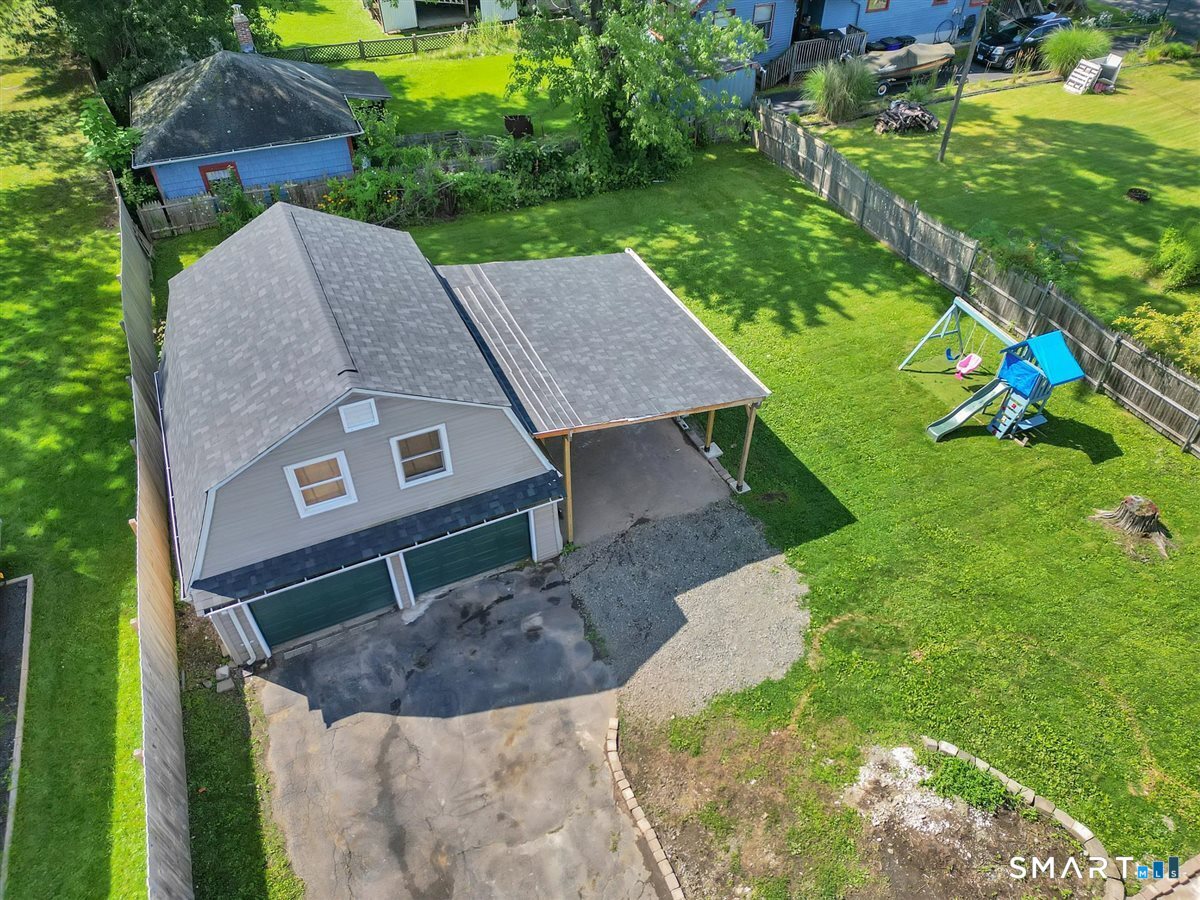 349 Nott Street photo 29