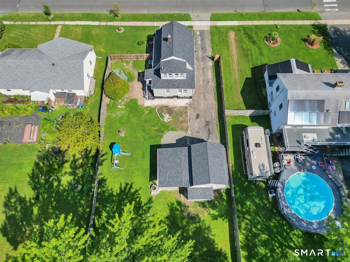 349 Nott Street photo 32