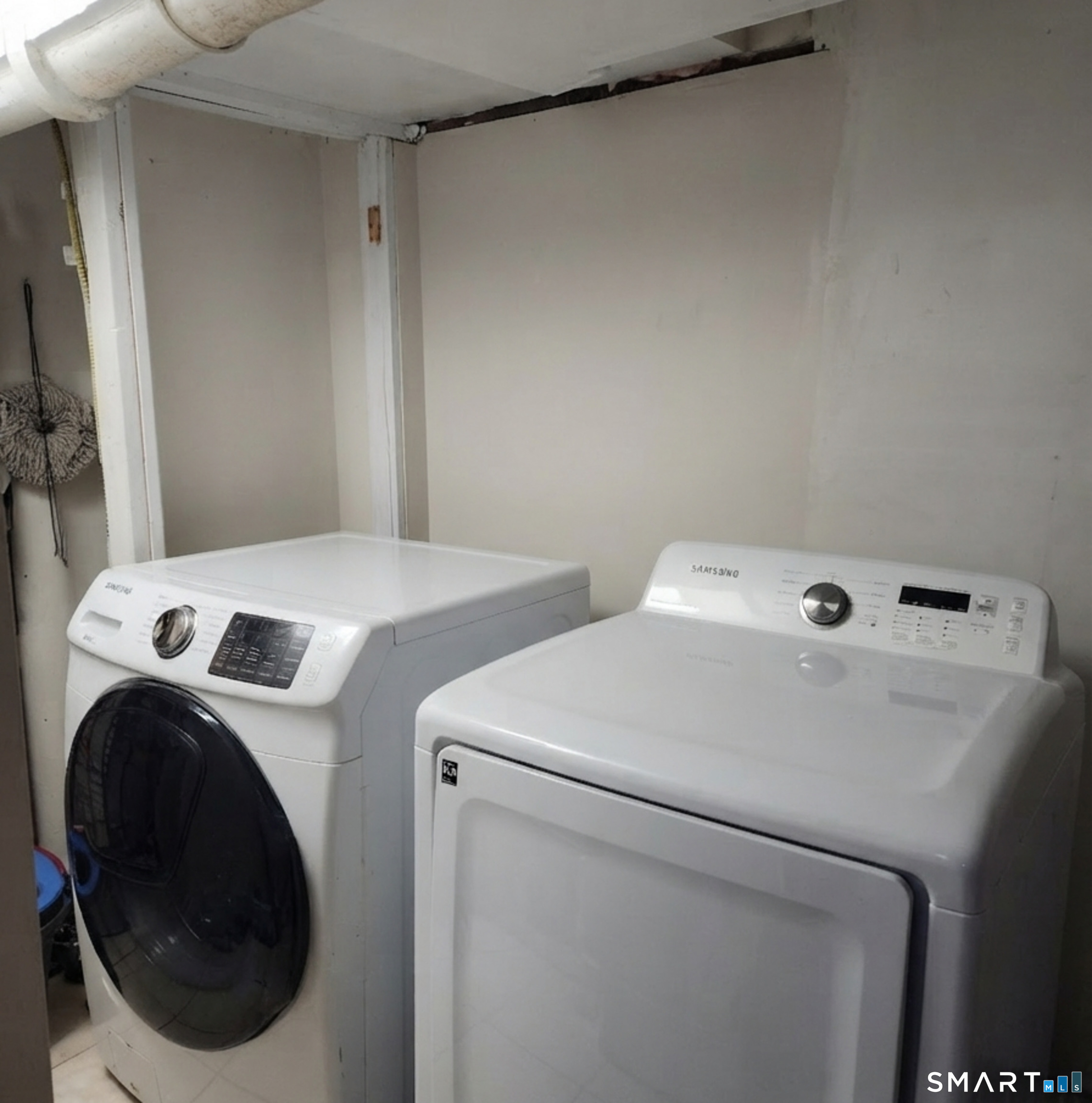 54 North Pearl Street photo 28