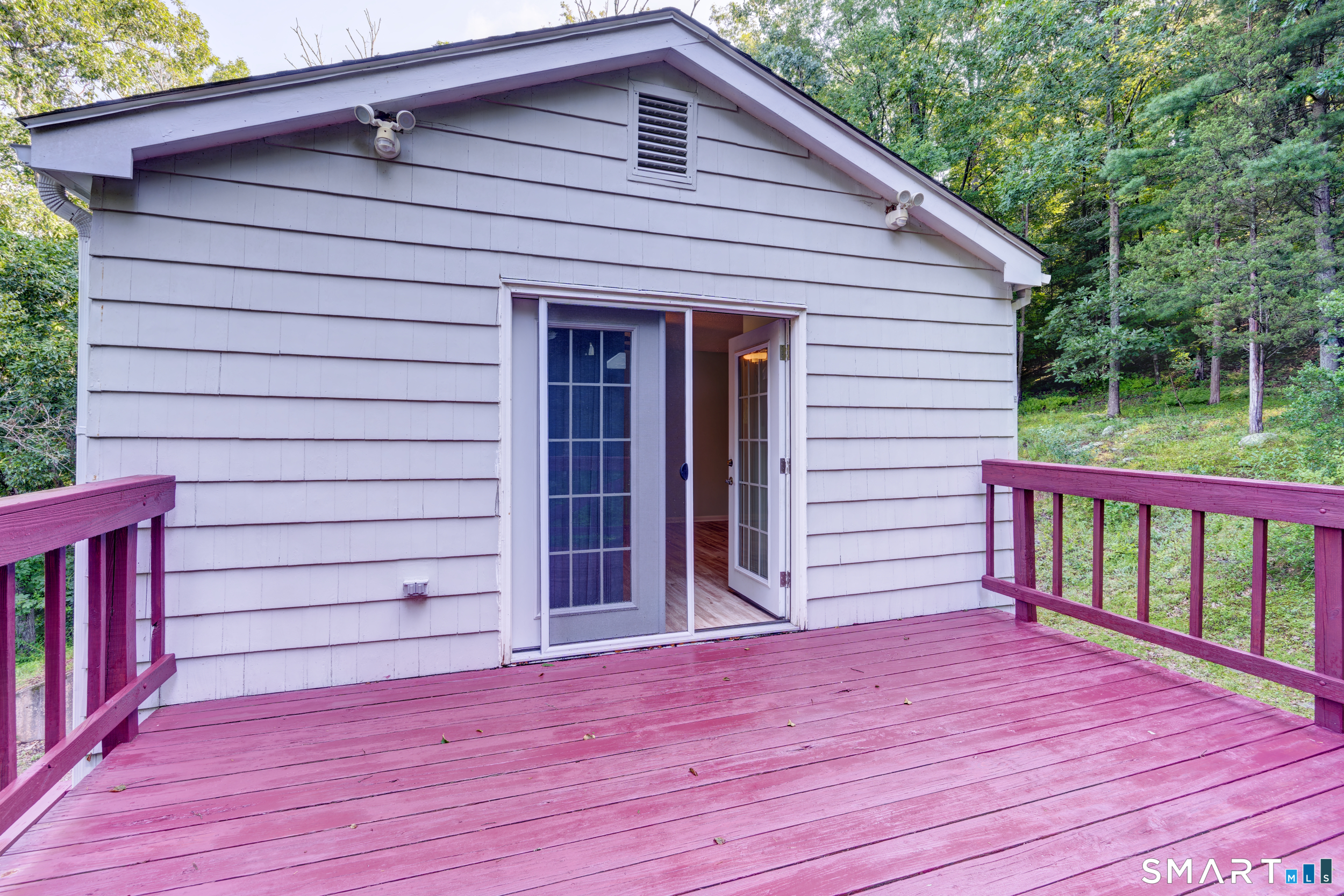 1634 Stafford Road photo 31