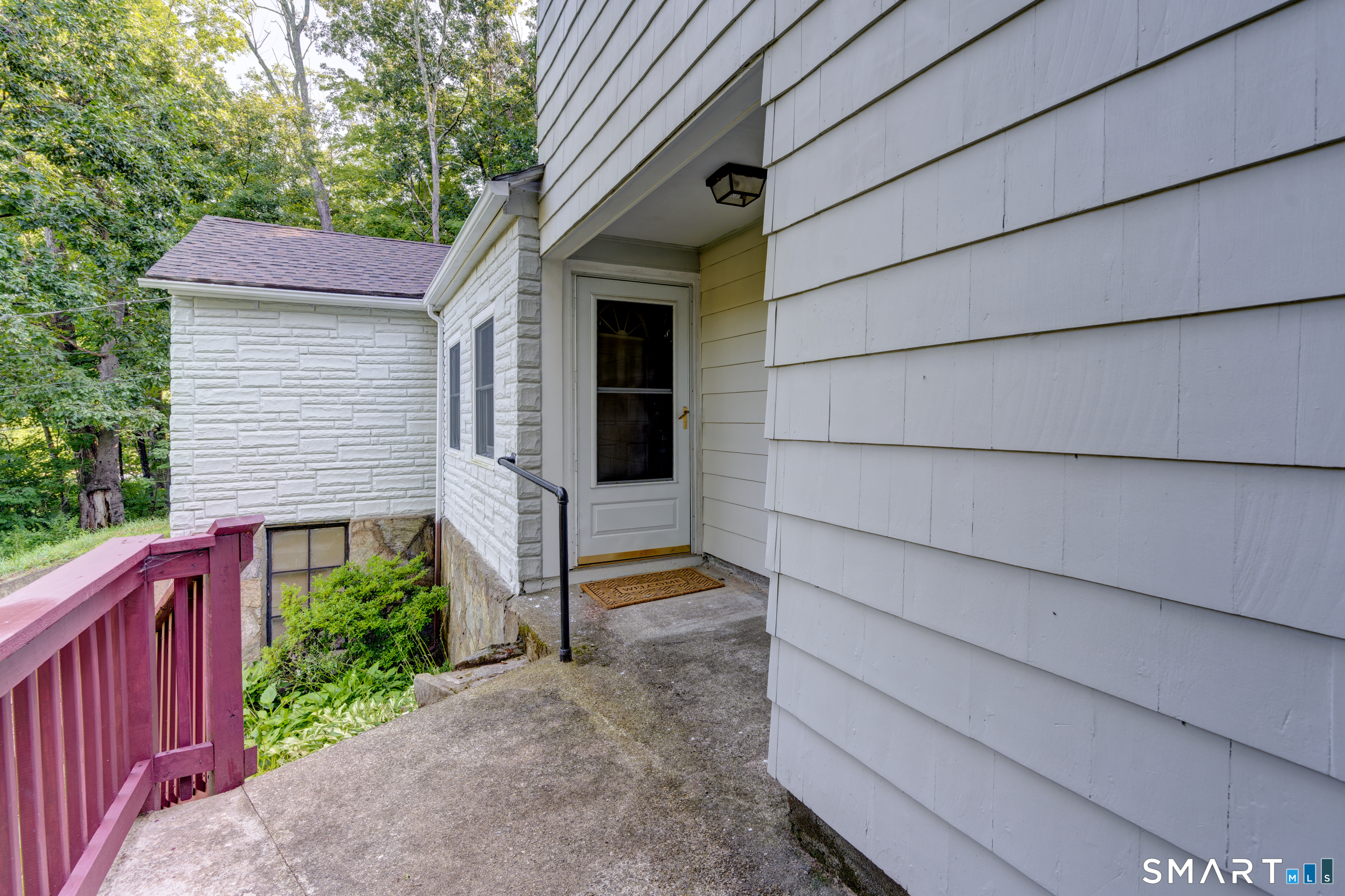 1634 Stafford Road photo 6