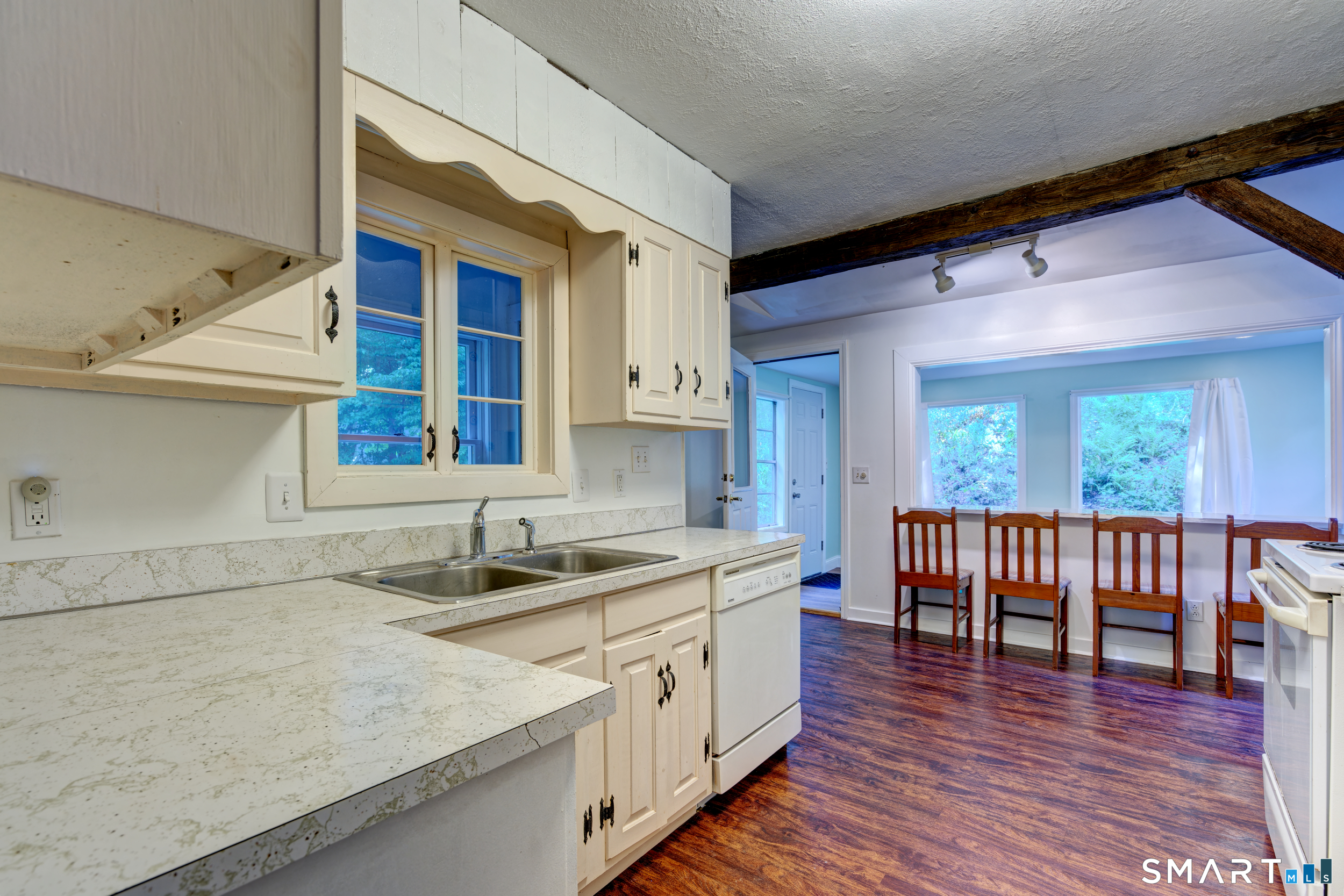 1634 Stafford Road photo 13