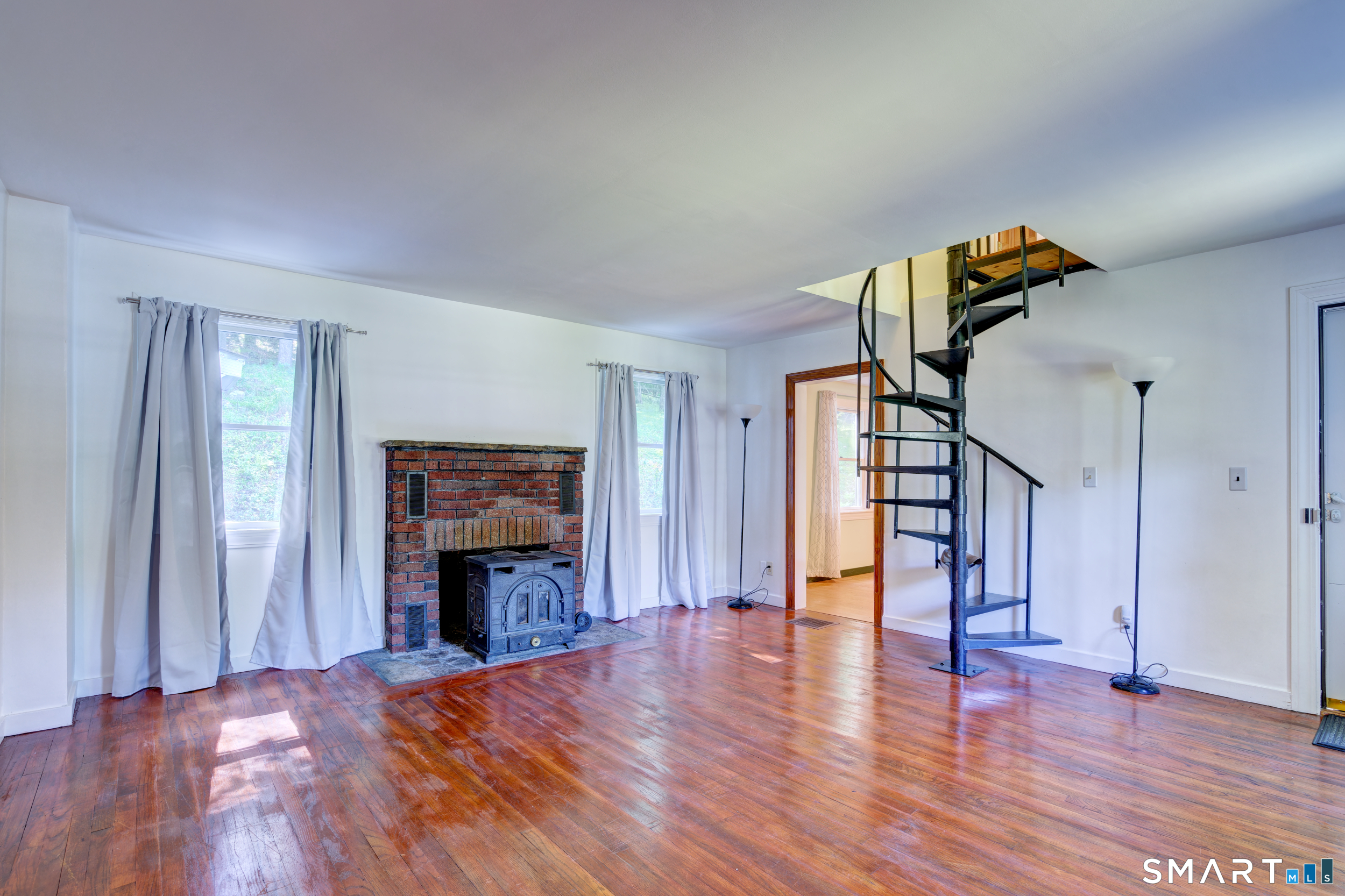 1634 Stafford Road photo 9