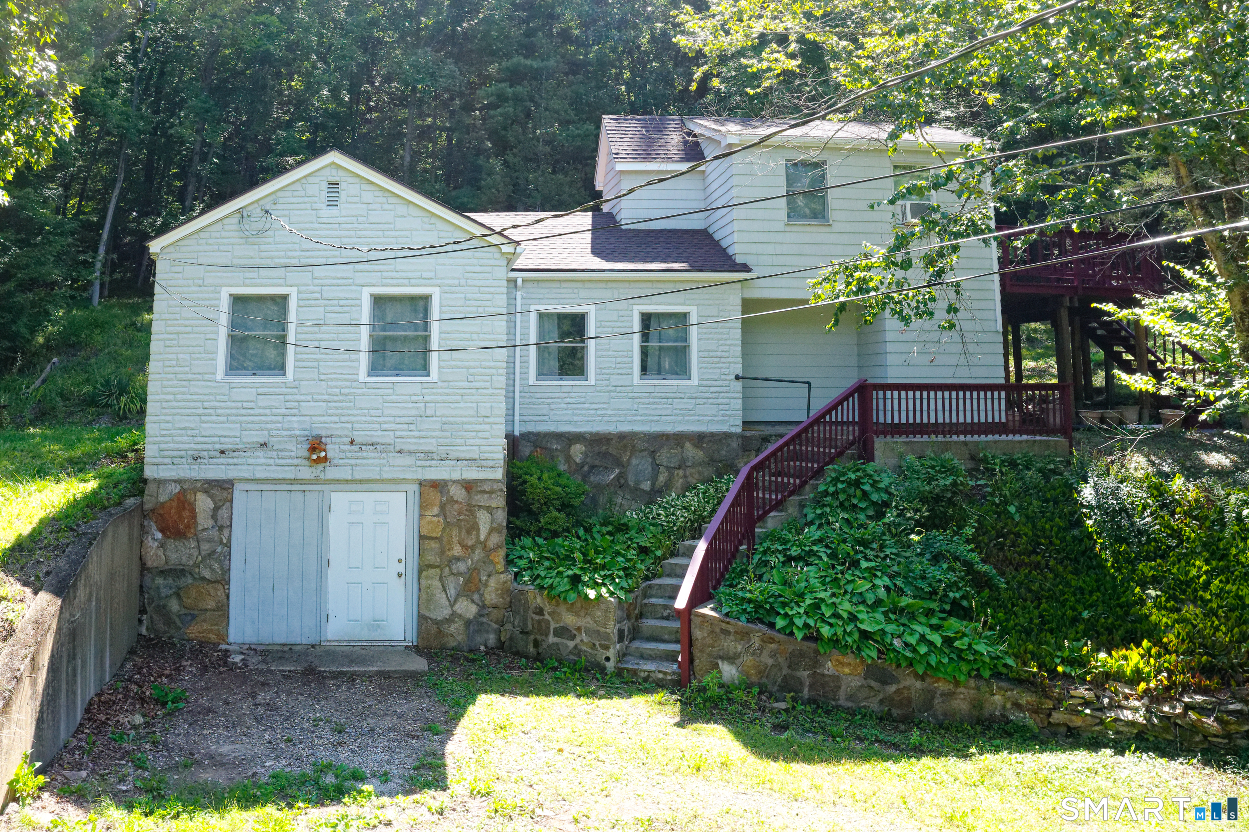1634 Stafford Road photo 2