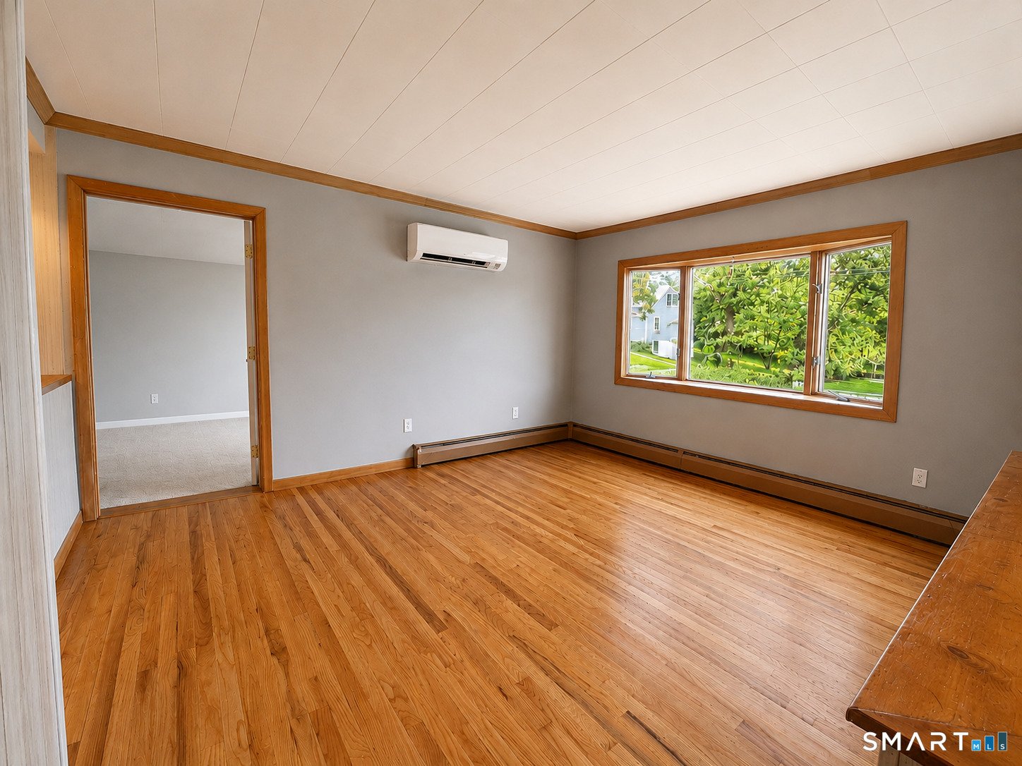 19 Hillside Circle photo 5