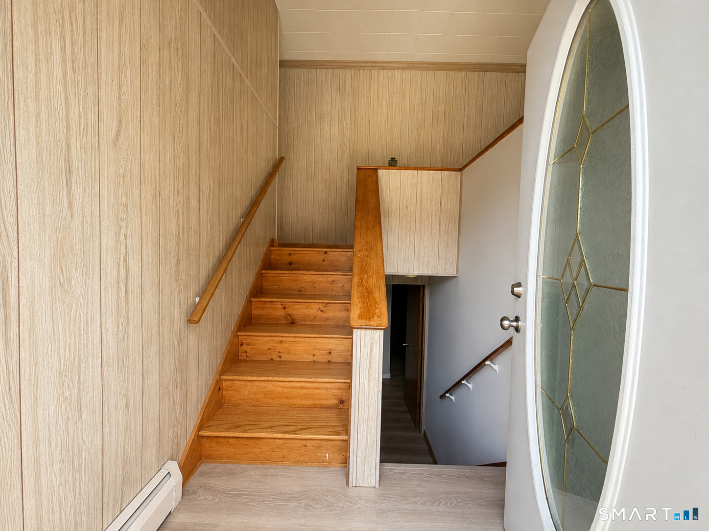 19 Hillside Circle photo 3