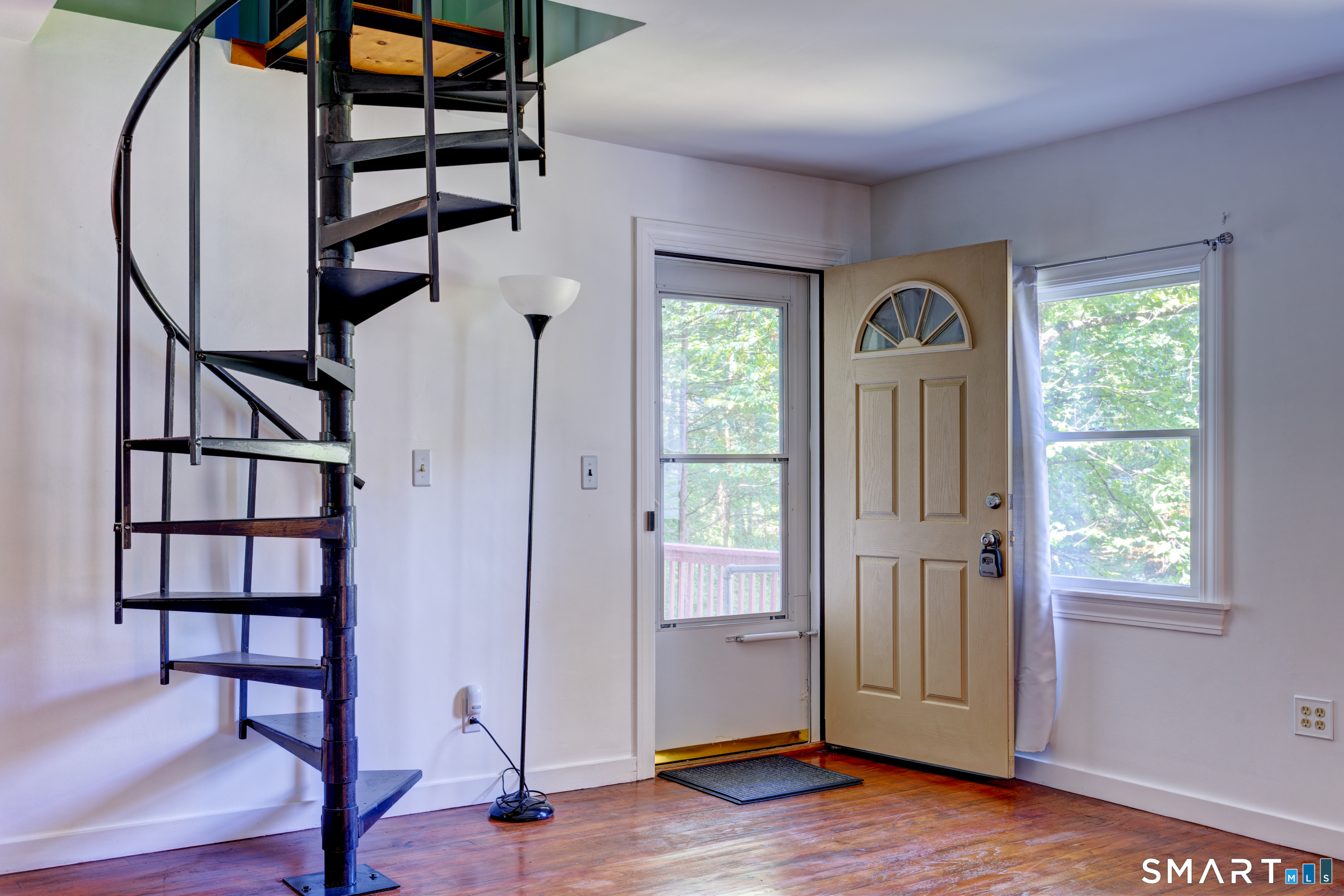 1634 Stafford Road photo 10