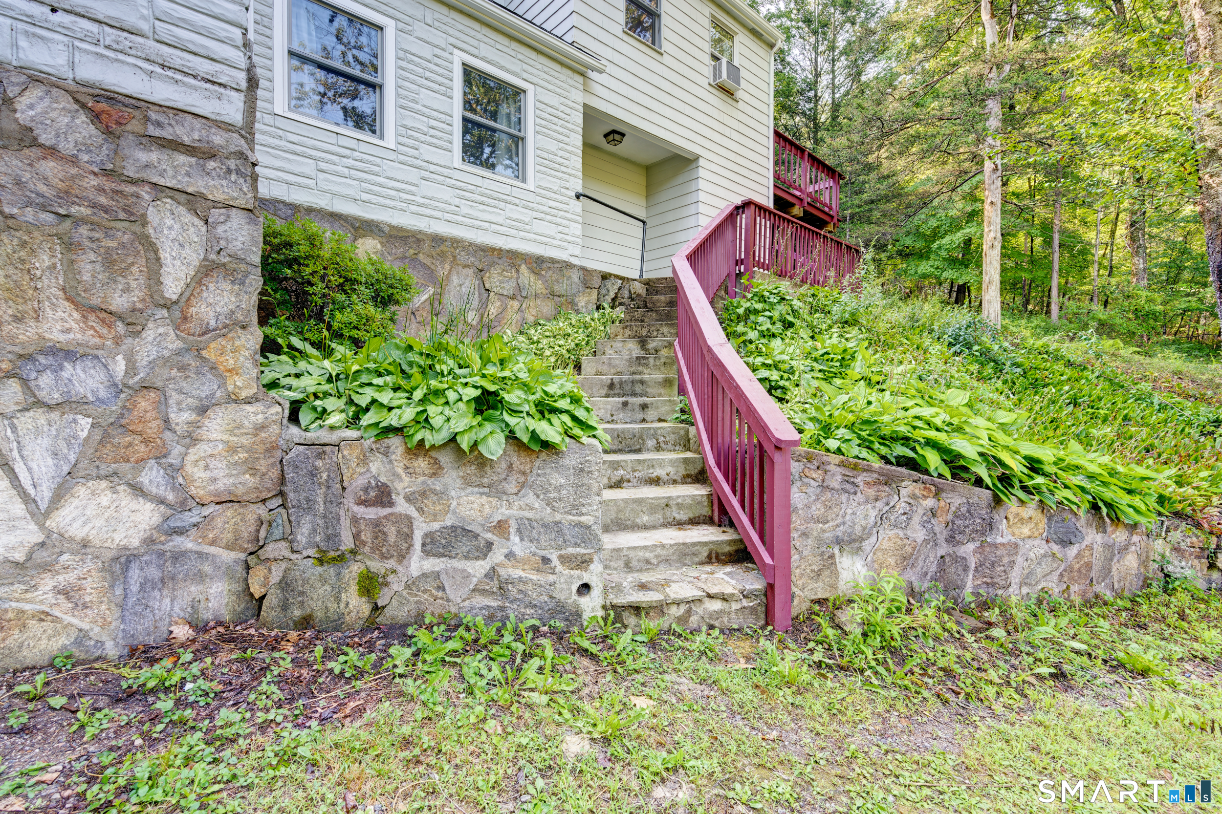 1634 Stafford Road photo 5