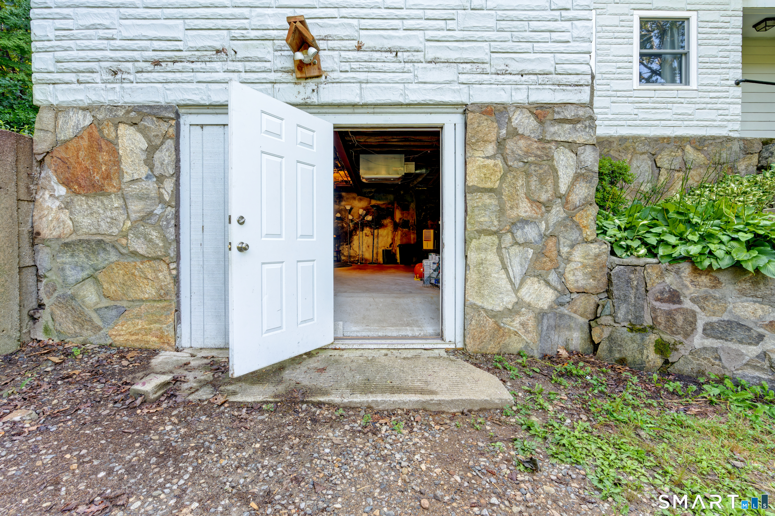 1634 Stafford Road photo 35