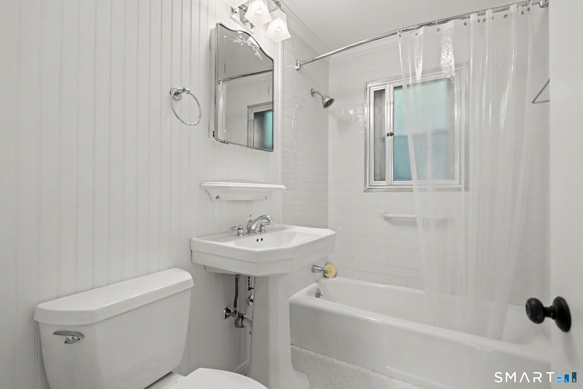 104 1/2 Ledgebrook Drive Unit #104H photo 18