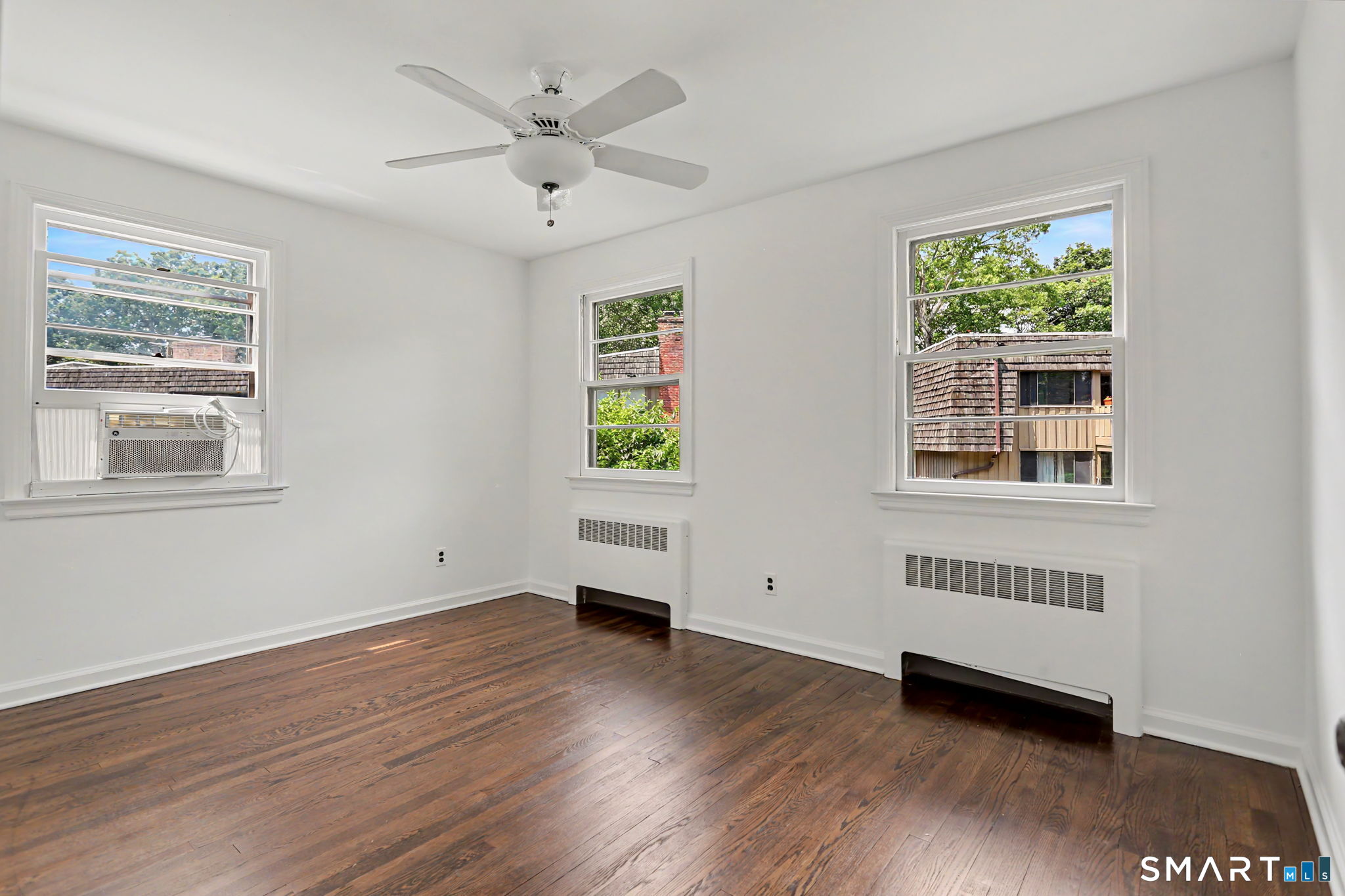 104 1/2 Ledgebrook Drive Unit #104H photo 15