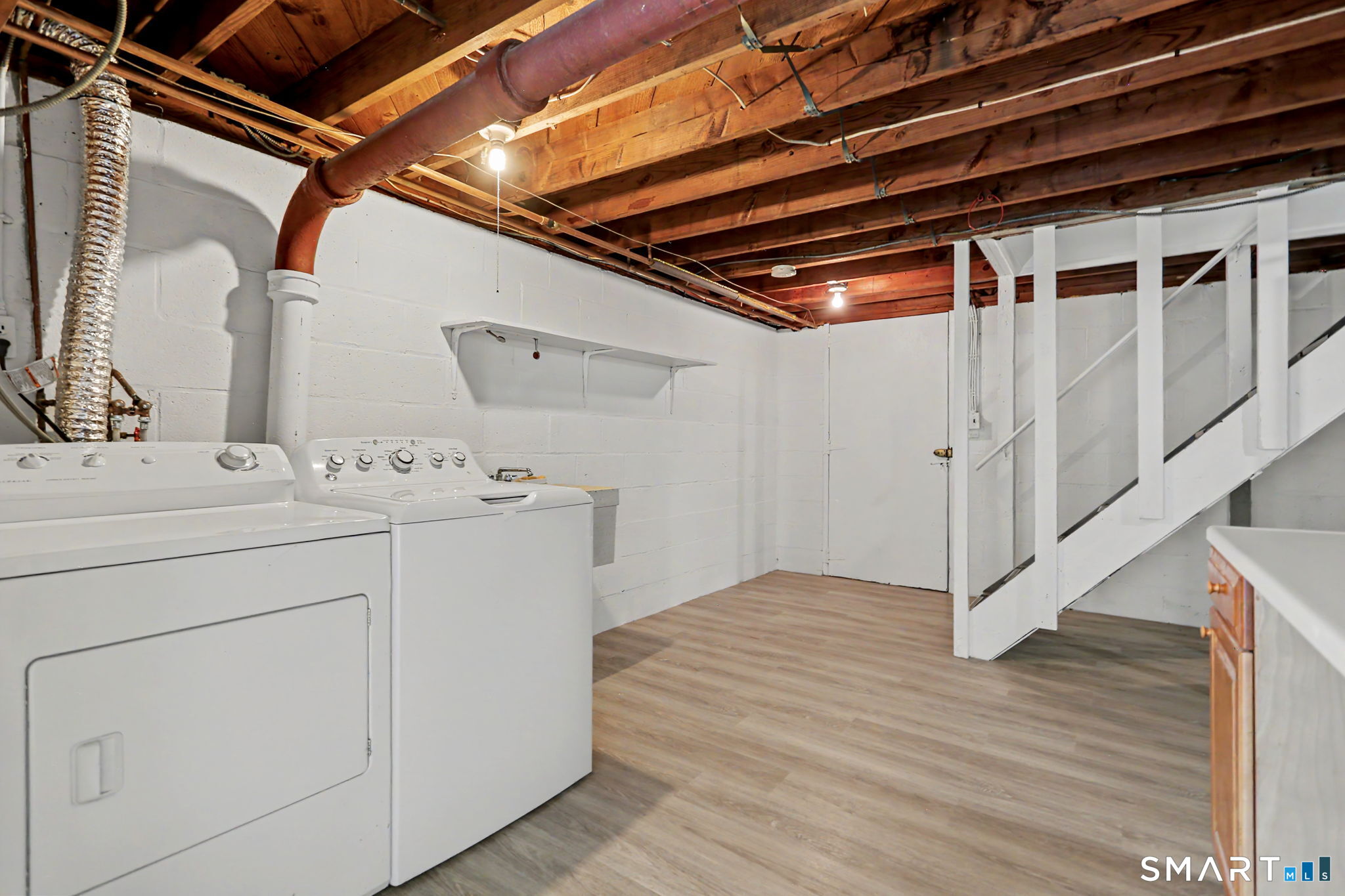 104 1/2 Ledgebrook Drive Unit #104H photo 27
