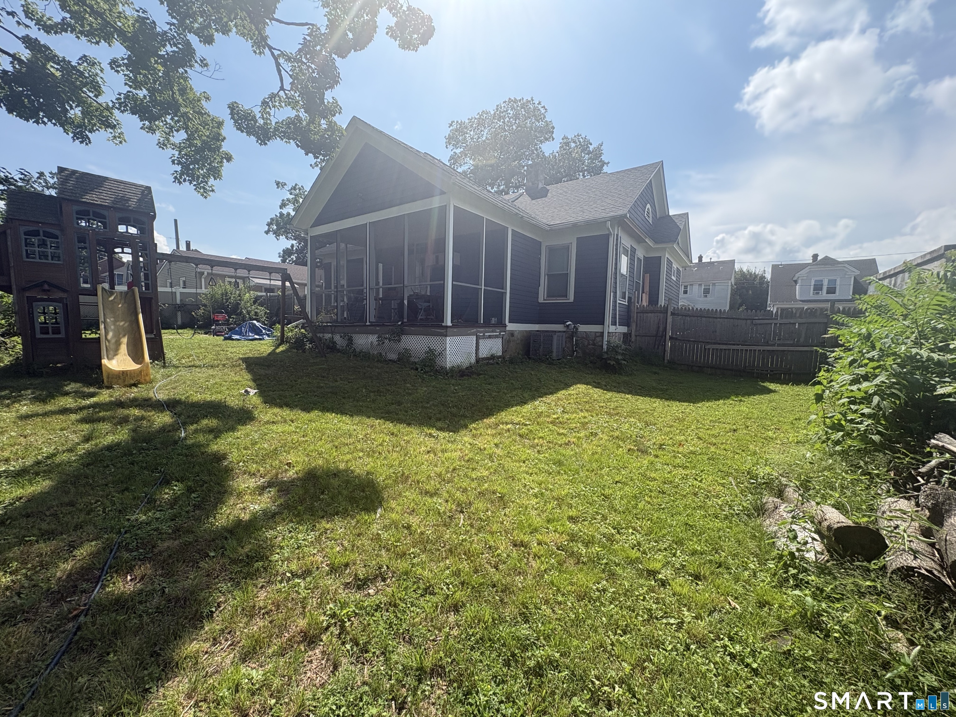 144 Clinton Street photo 18