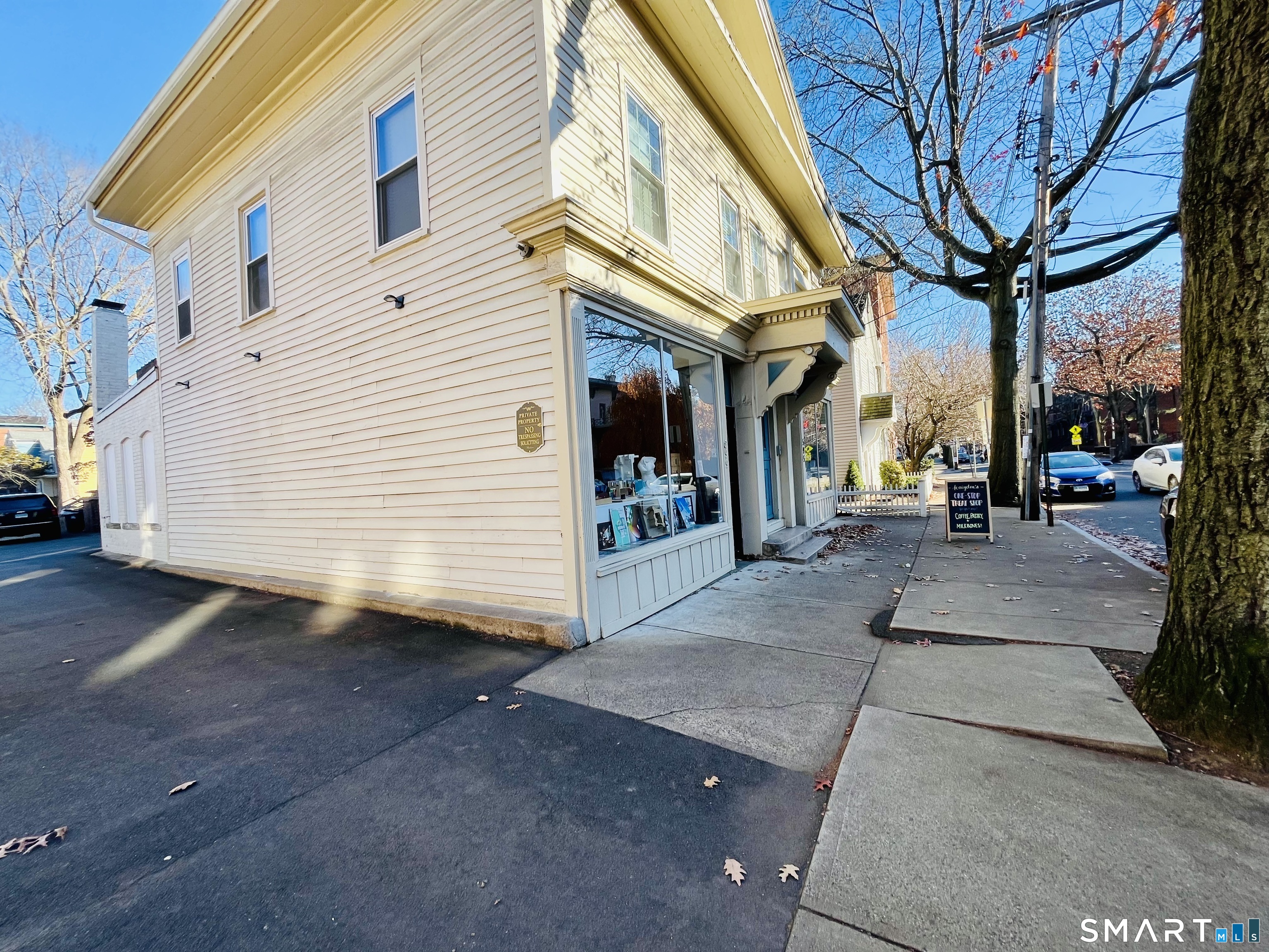597 Chapel Street Unit #2R photo 13