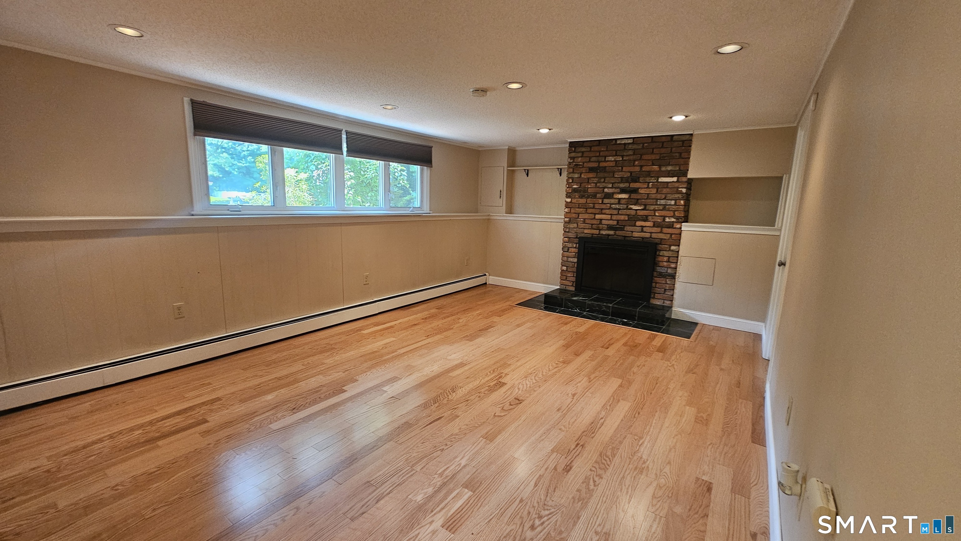878 Manchester Road photo 17