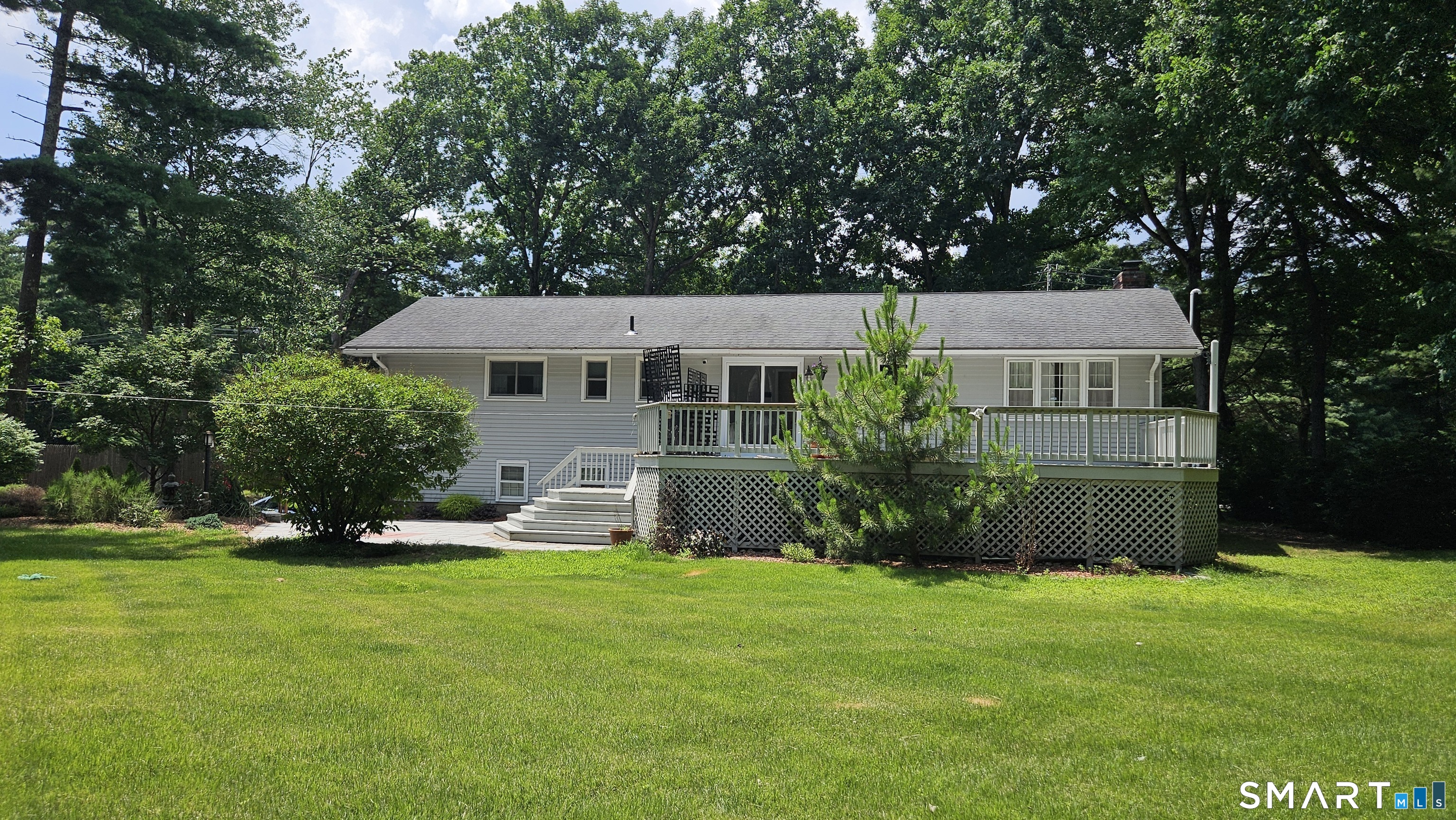 878 Manchester Road photo 22