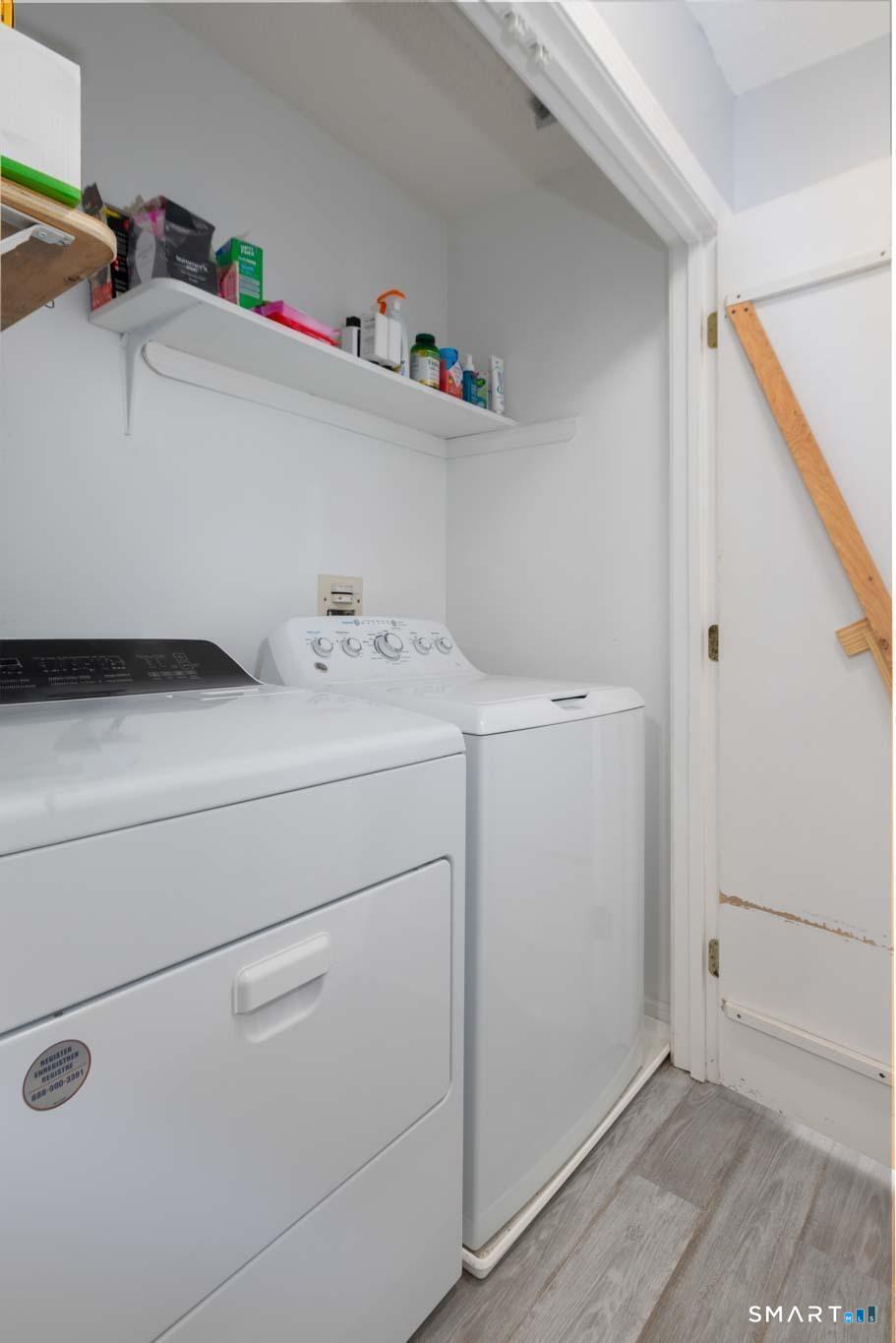 27 Hearthstone Drive photo 31
