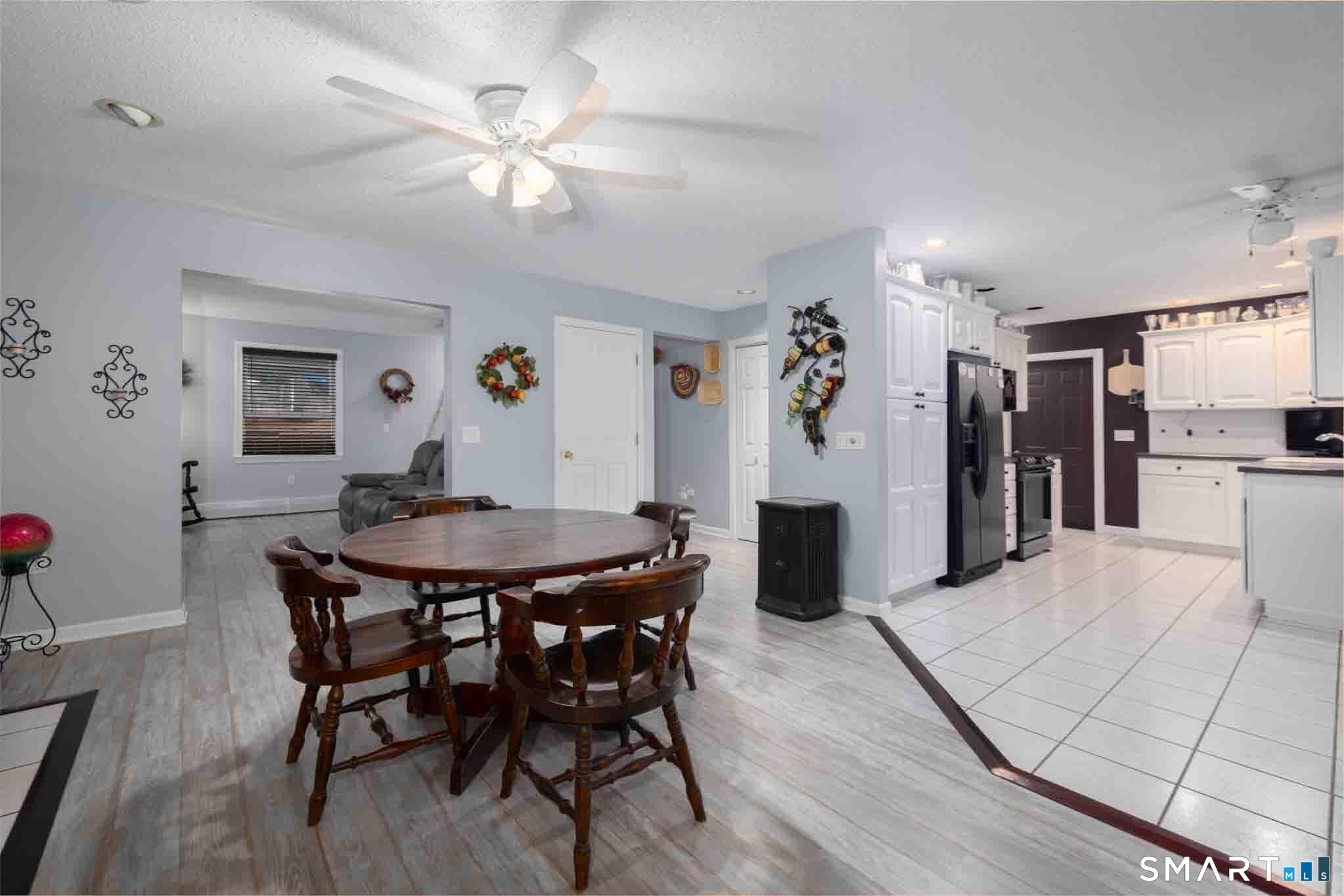 27 Hearthstone Drive photo 15