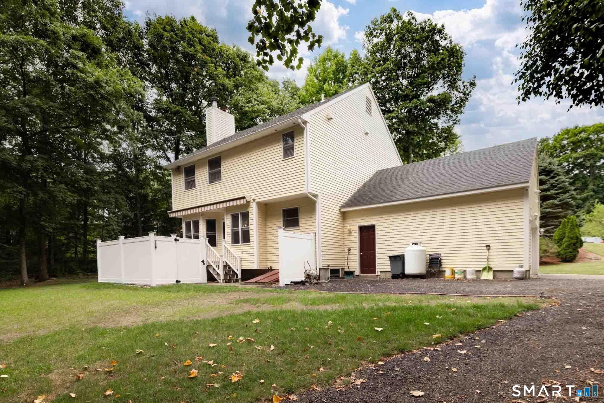 27 Hearthstone Drive photo 7