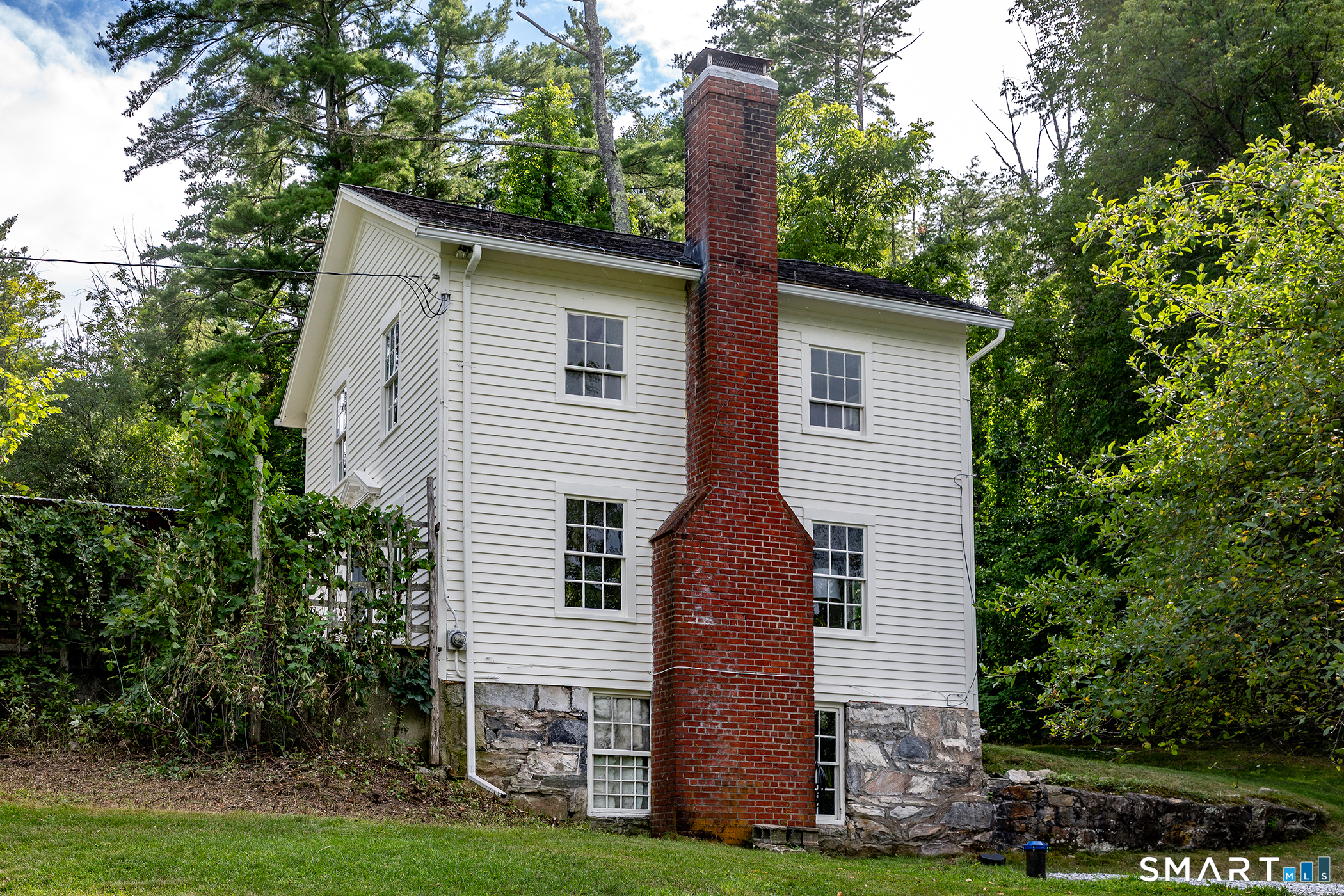 99 King Hill Road photo 3