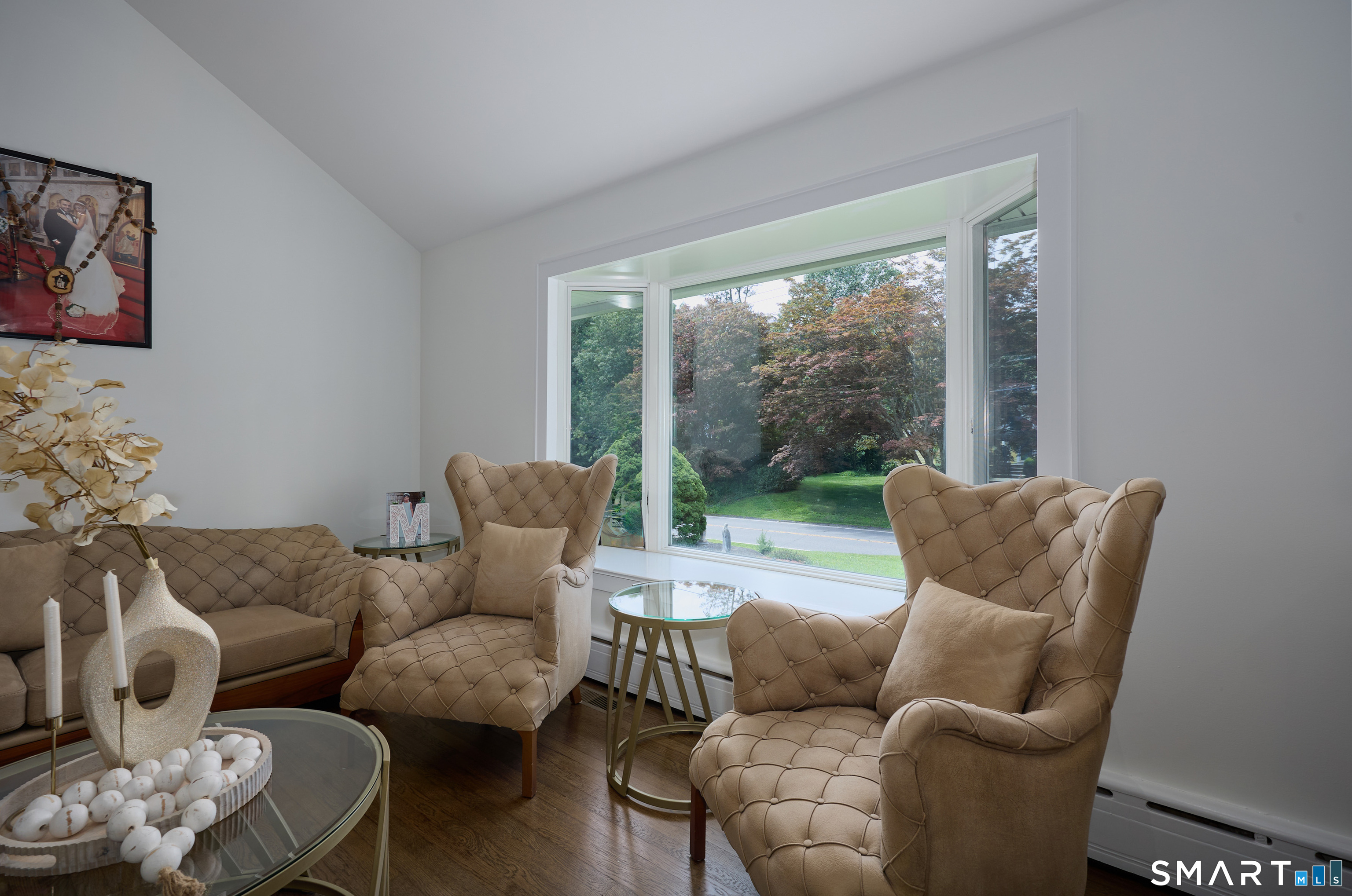 Foto 9 de Casa en renta en 1374 Huntington Turnpike, Trumbull, CT — $4,850/mes