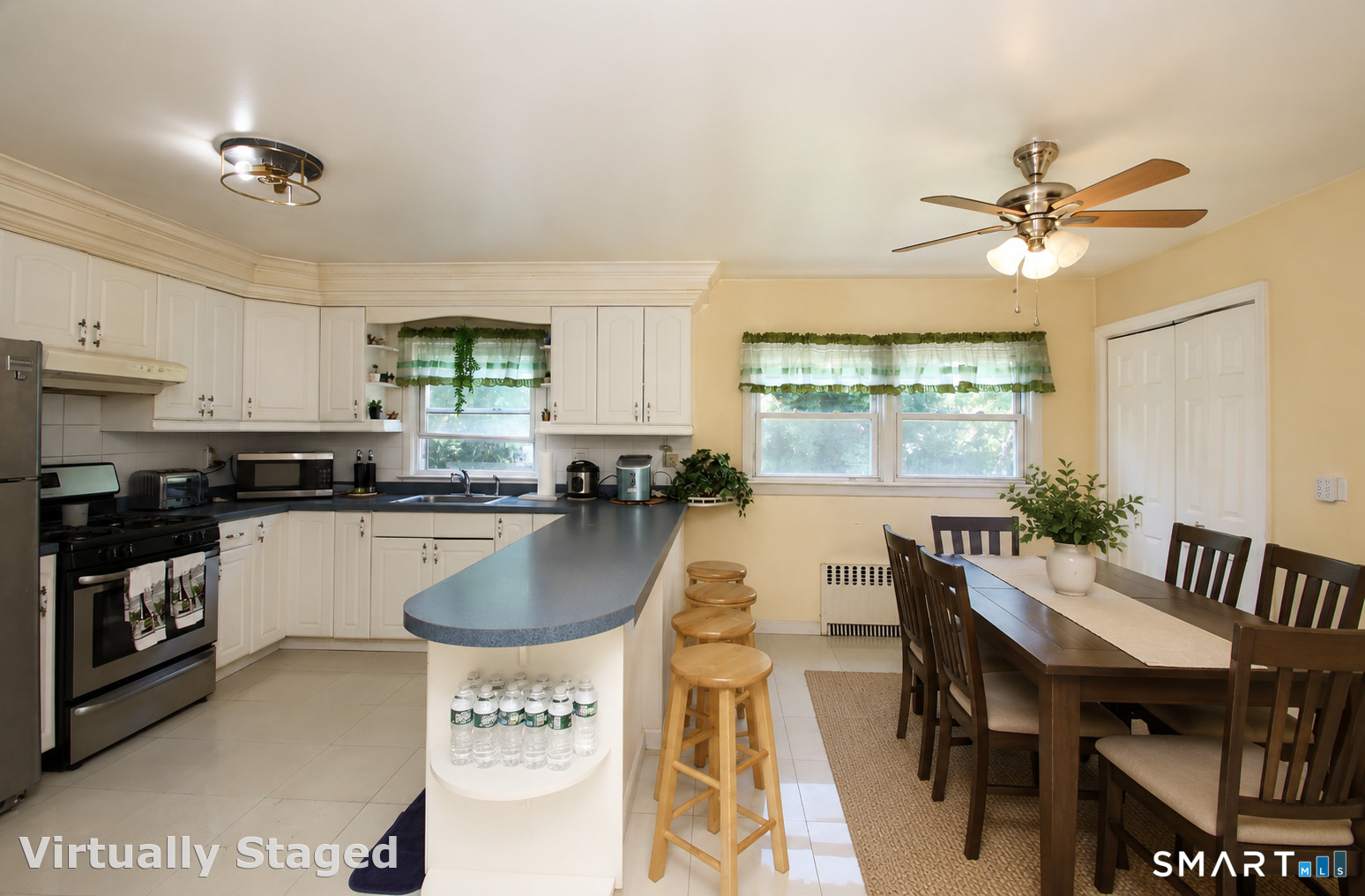 93 George Street photo 15