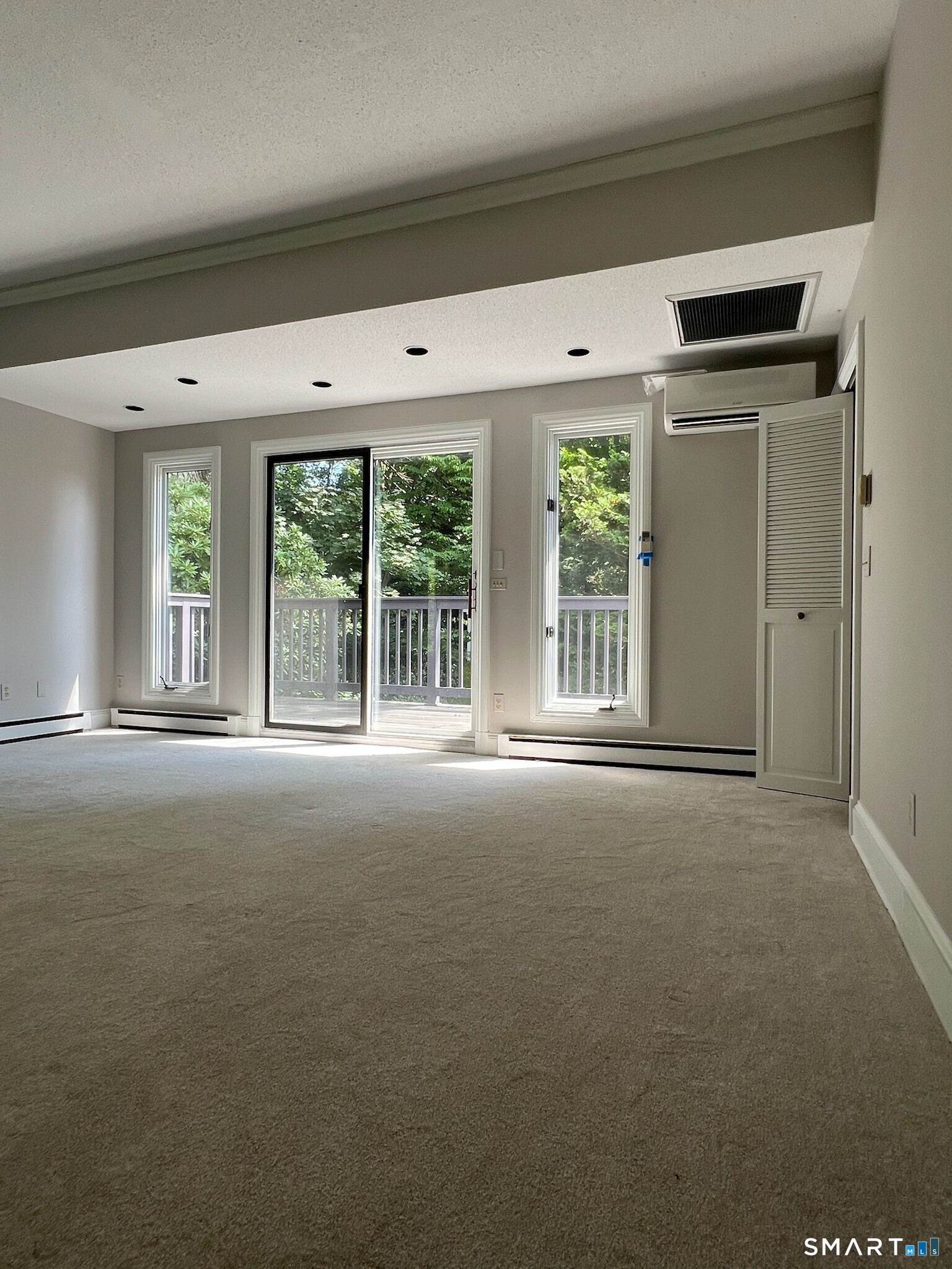 240 Skilton Road photo 12