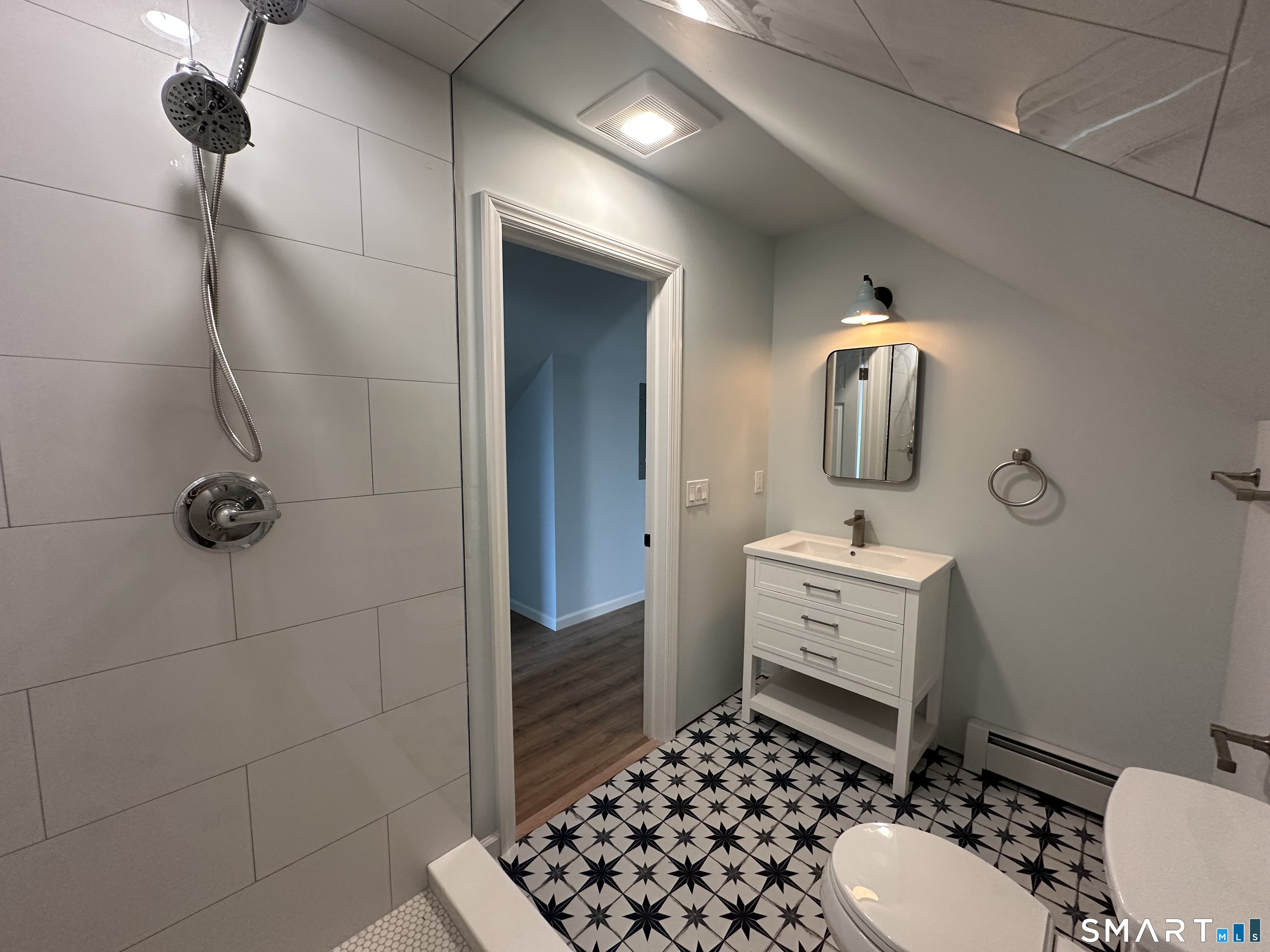 20 Parker Avenue photo 18