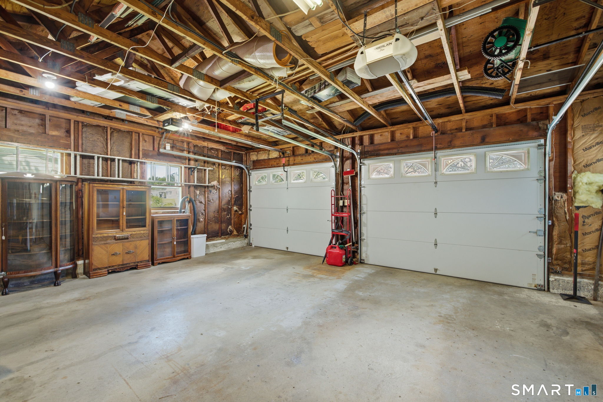 256 Fairlawn Drive photo 30