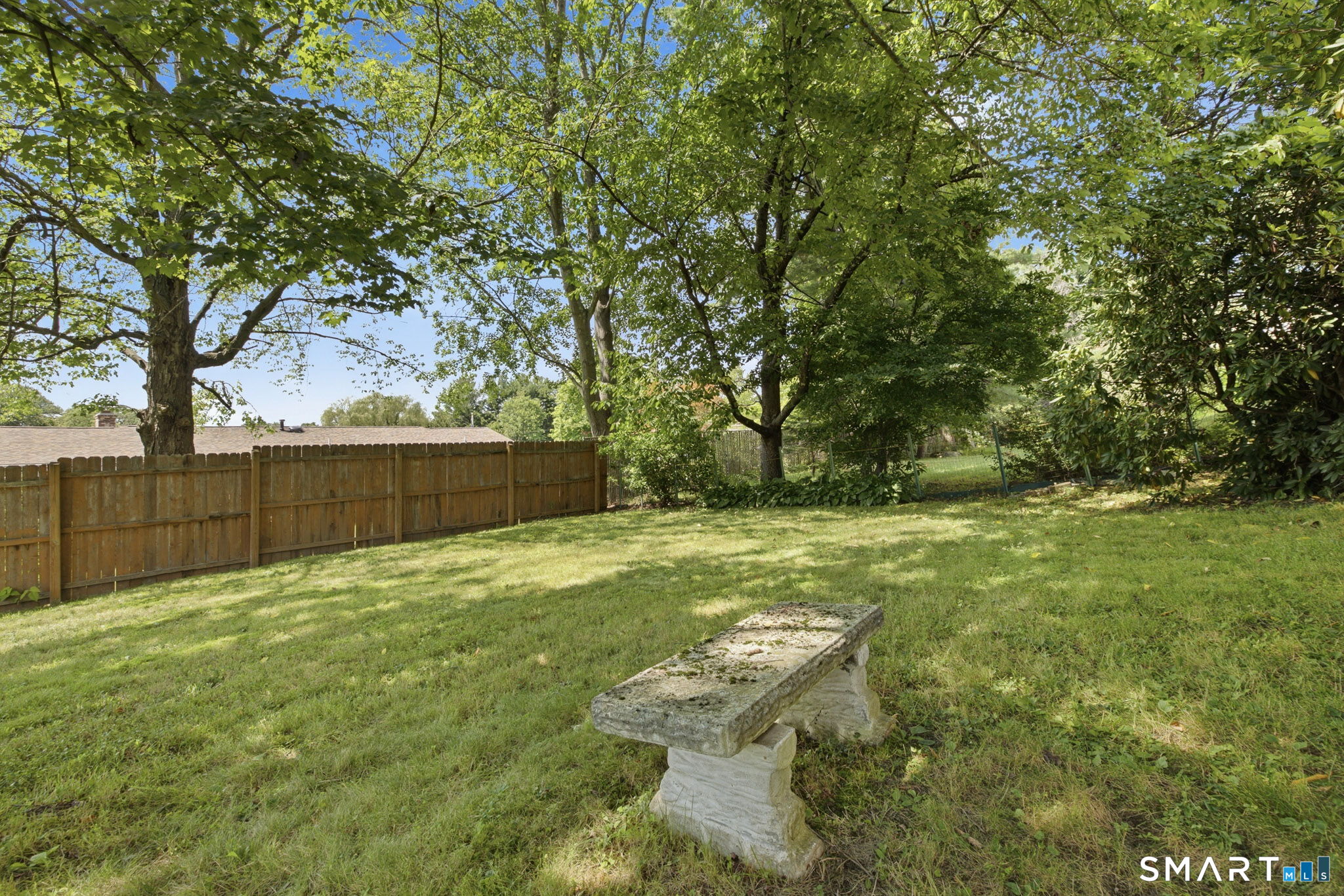 256 Fairlawn Drive photo 34
