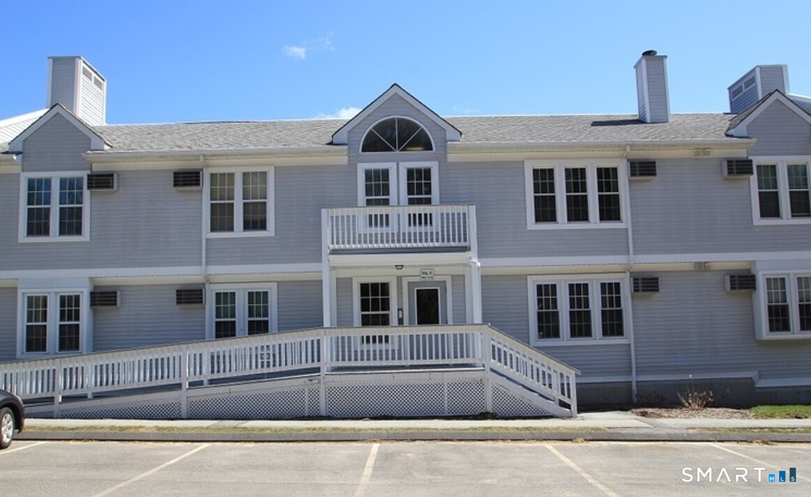 82 Longview Street  Unit #44